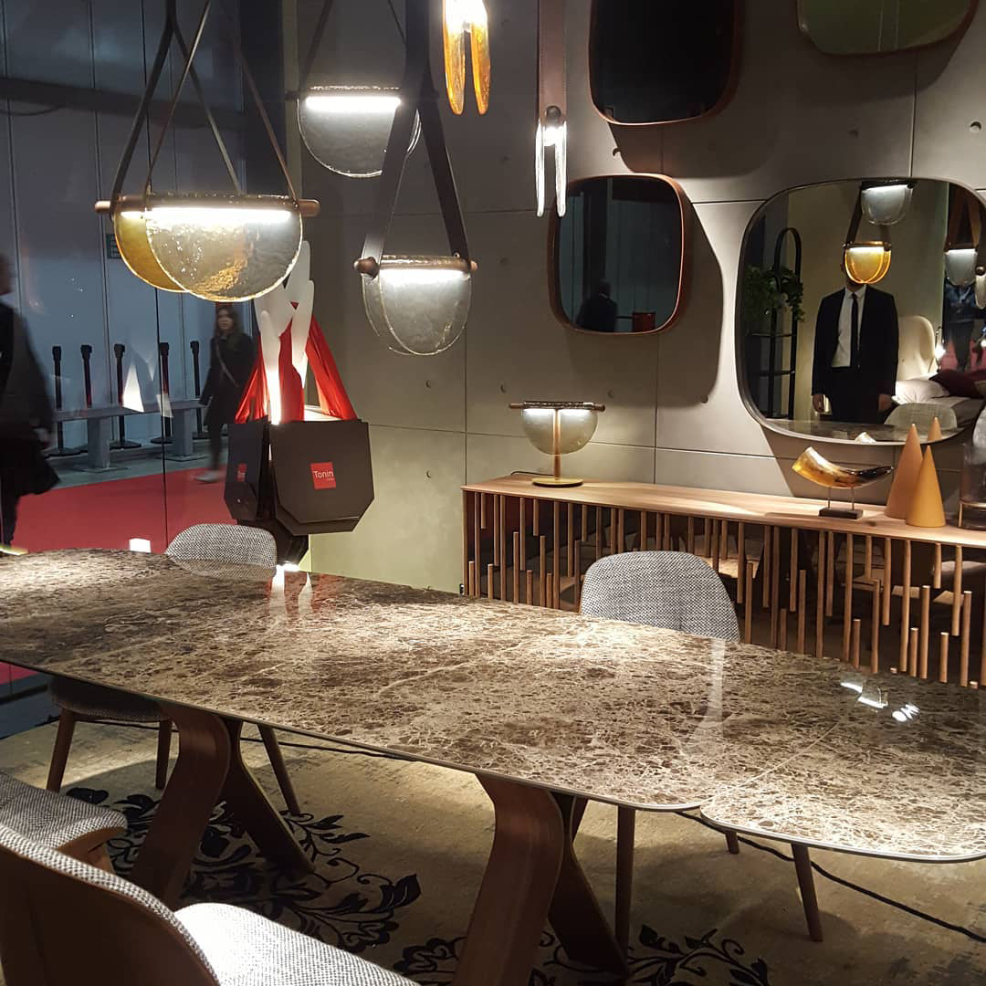 مصباح دالي المعلق 