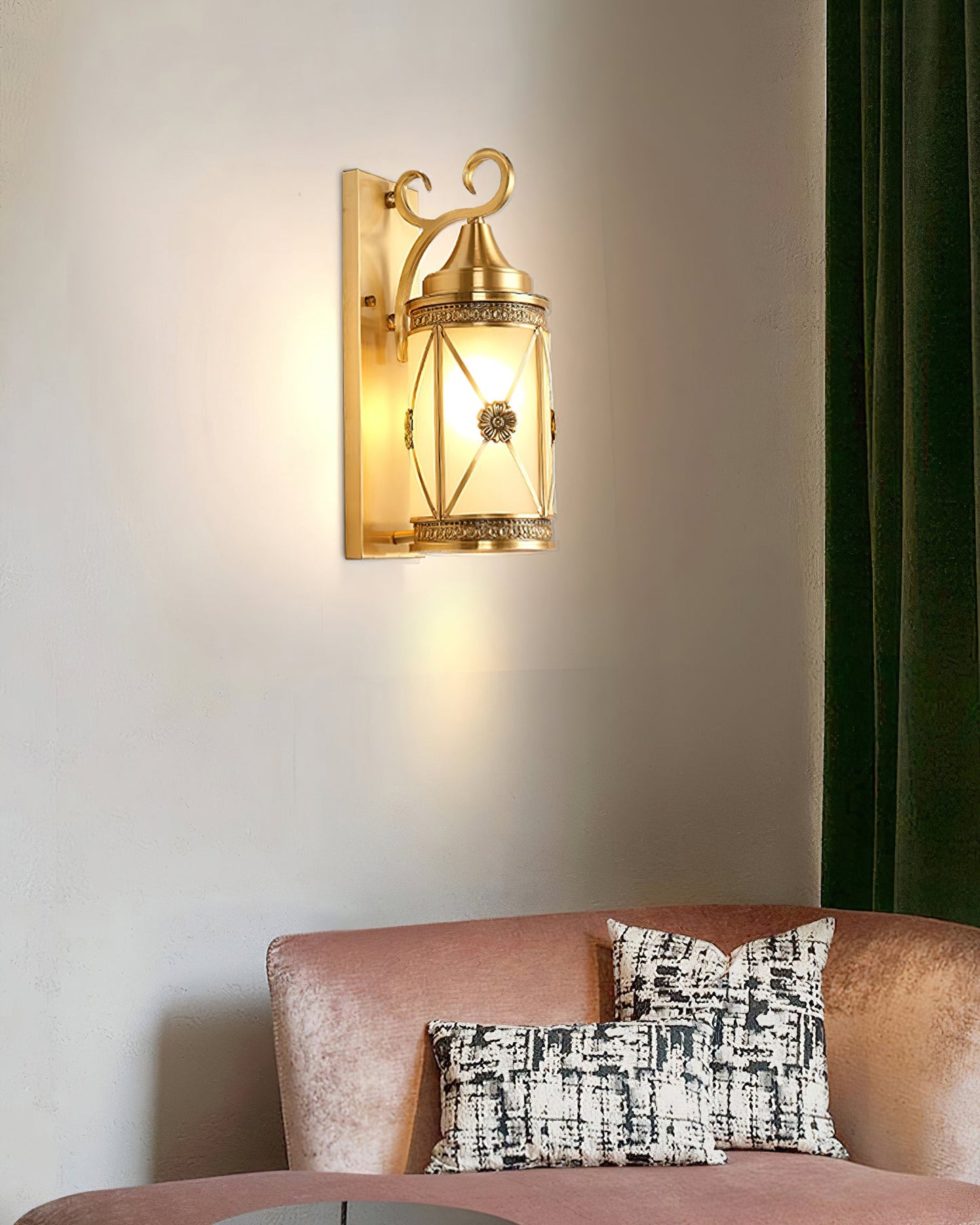 Kimpton Wall Light