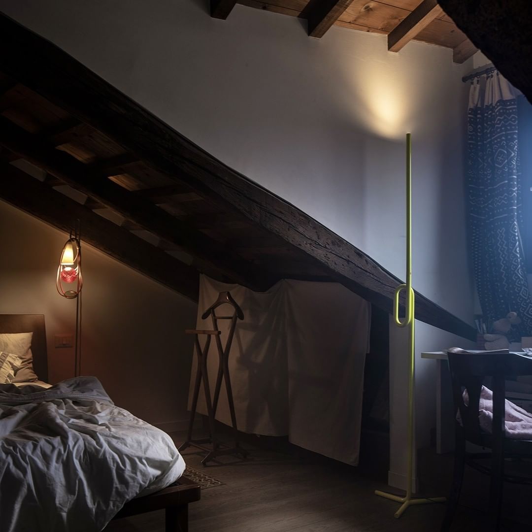 Tobia Floor Lamp