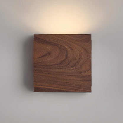 Claudo Wall Lamp