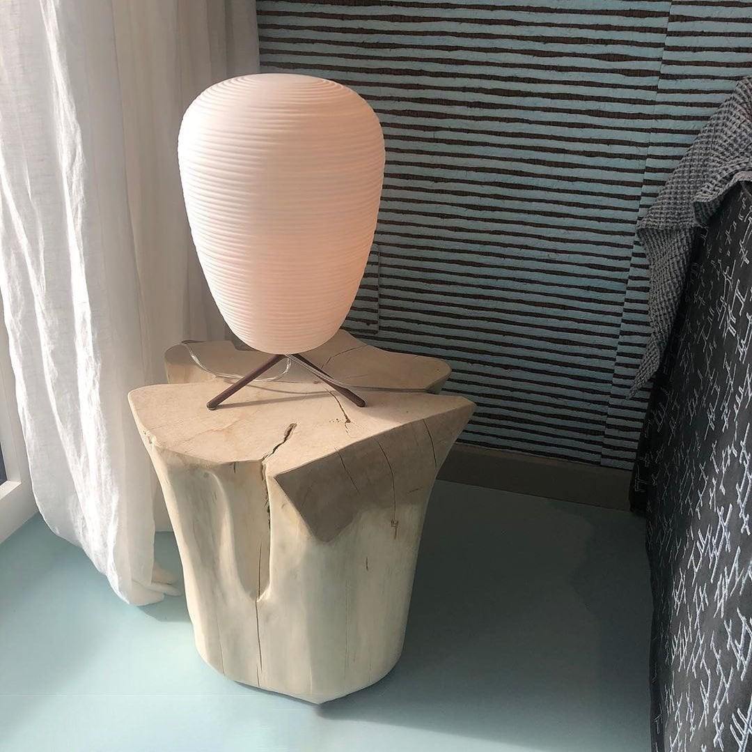 مصباح طاولة الطقوس 