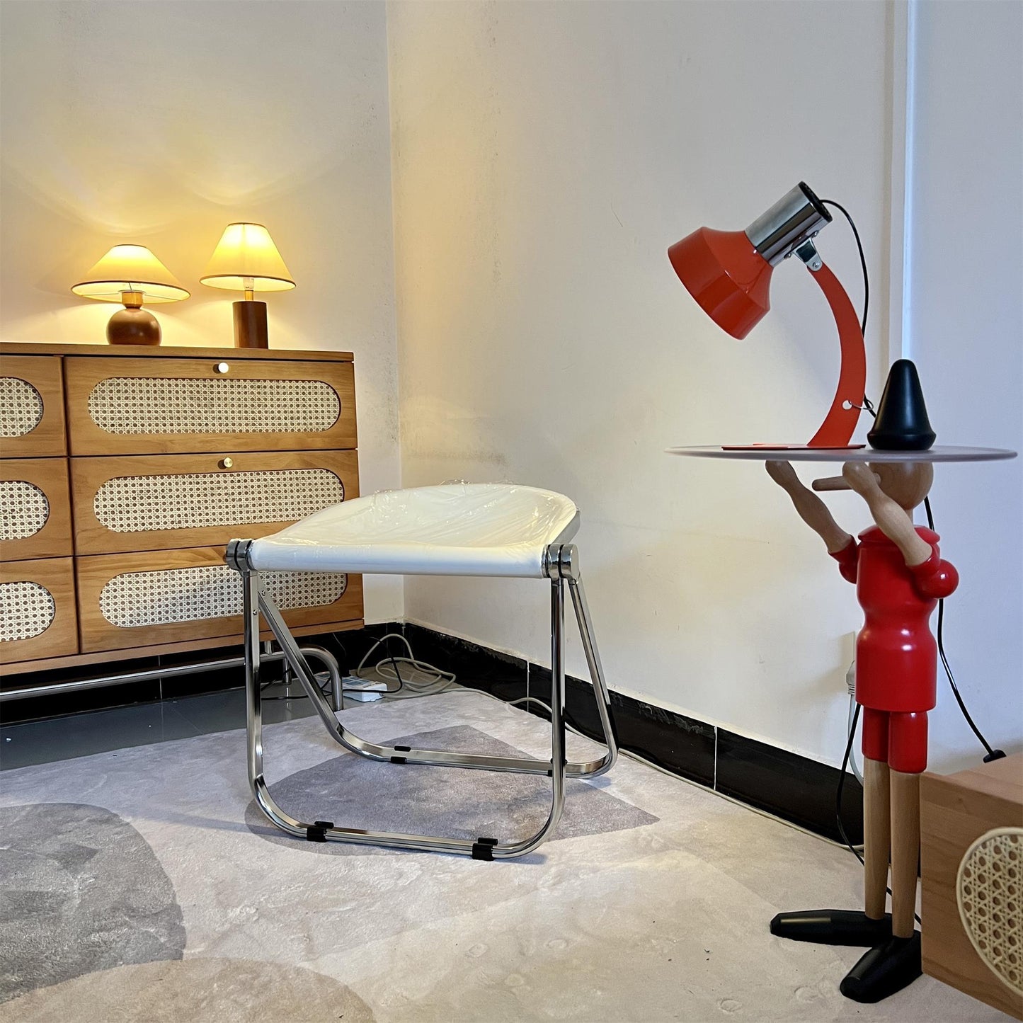 Flash Table Lamp