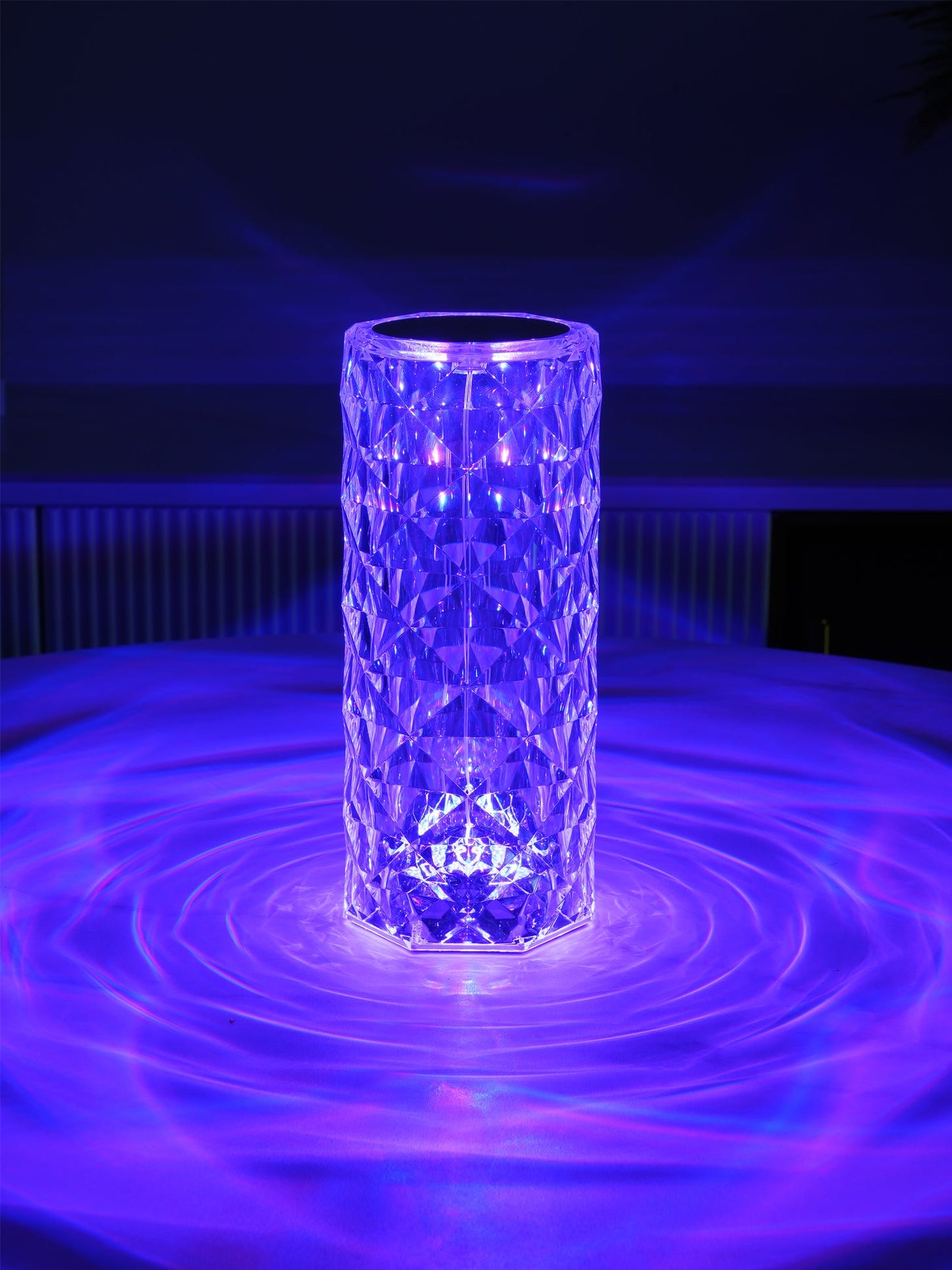 Diamond Cut Table Lamp