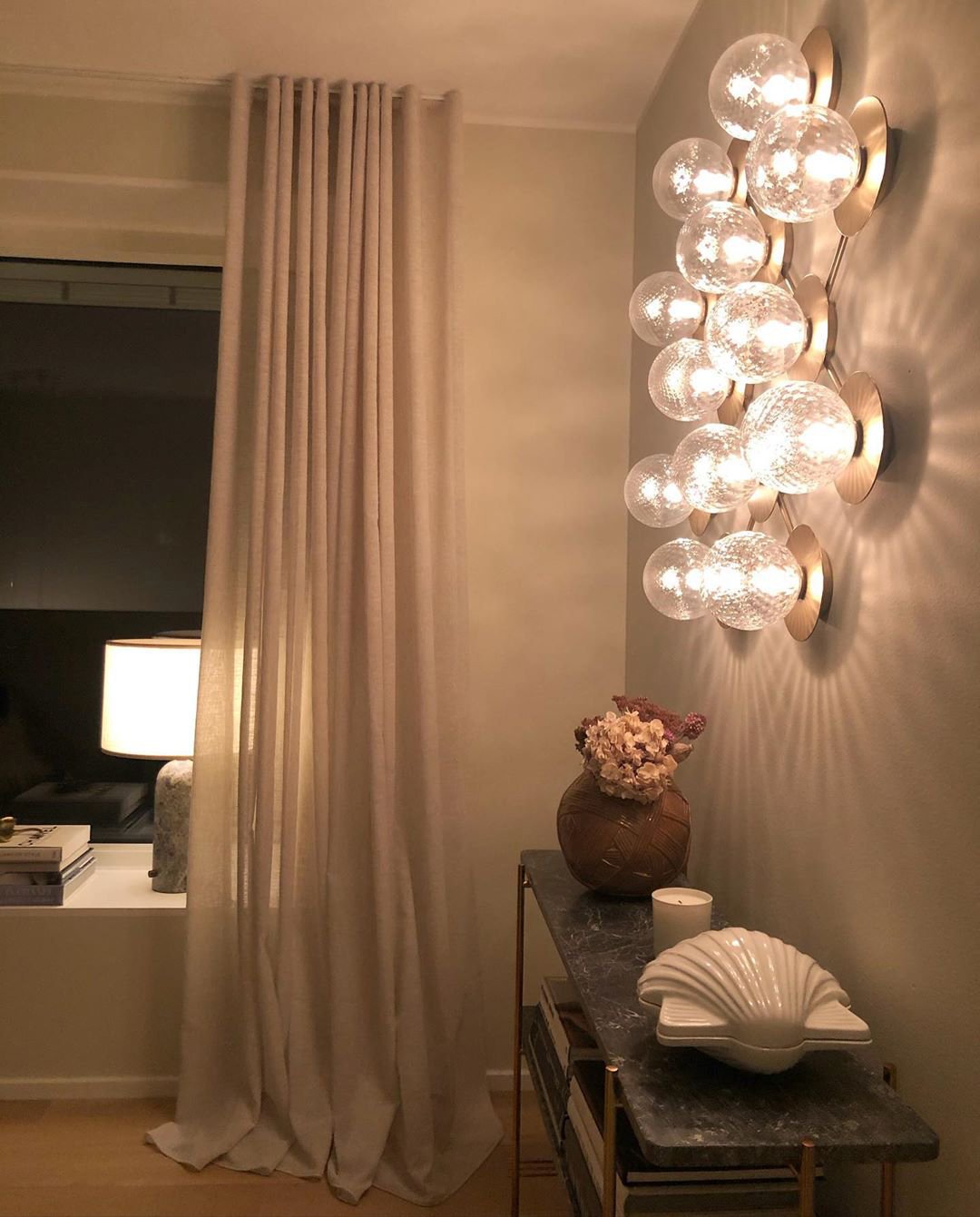 Liila Wall Lamp