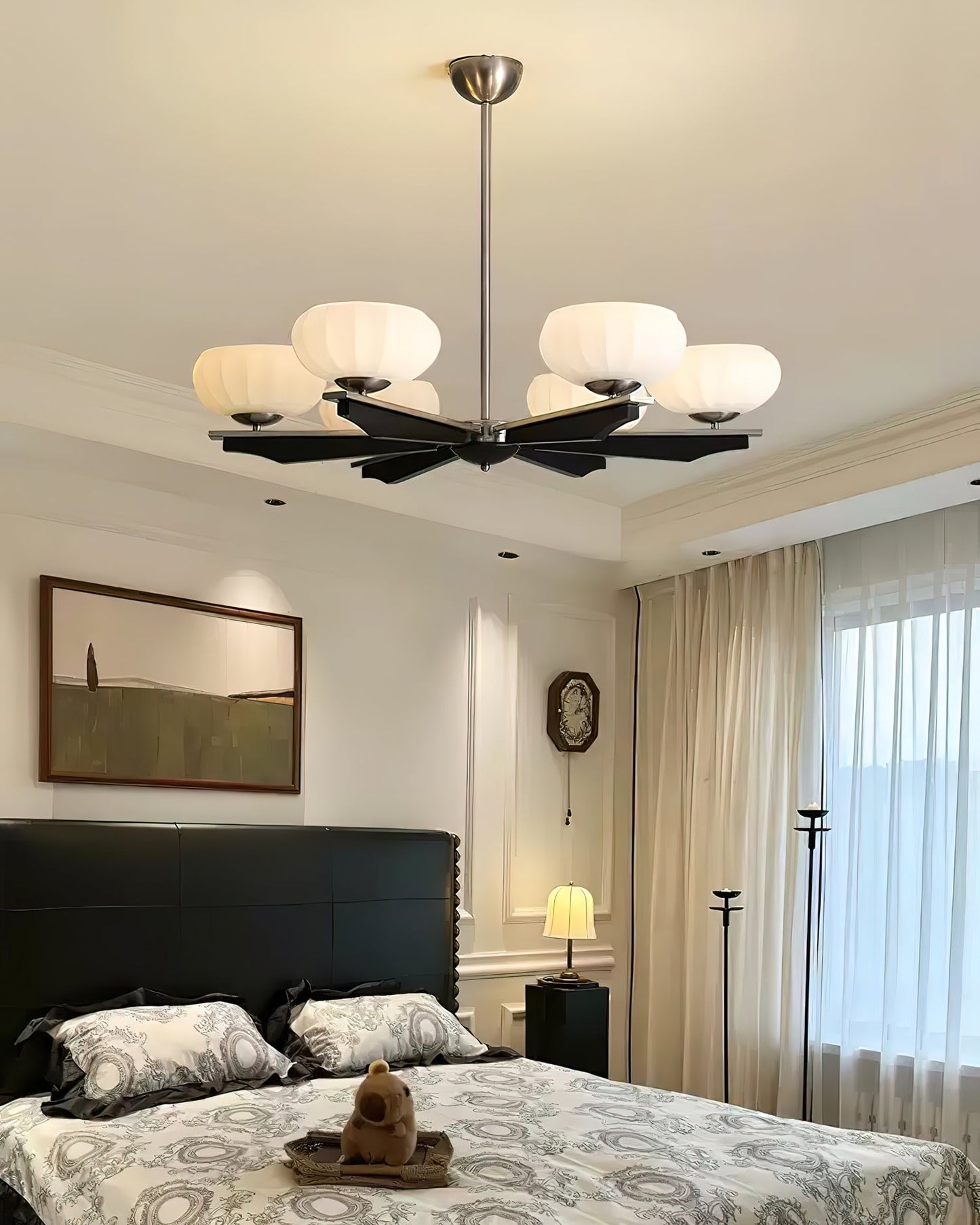 Kurve Chandelier