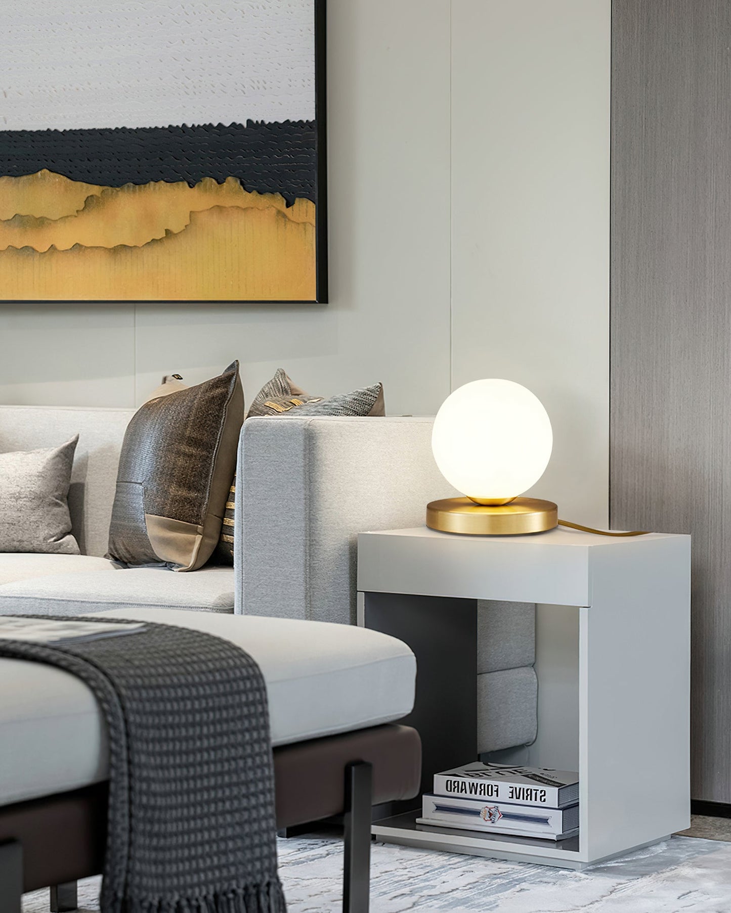 مصباح طاولة دينابولي 