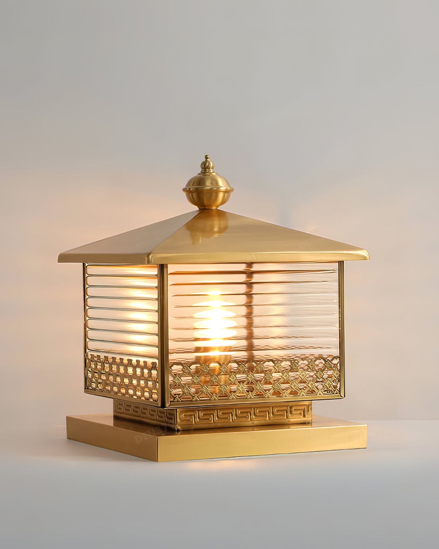 Riley Outdoor Light Post