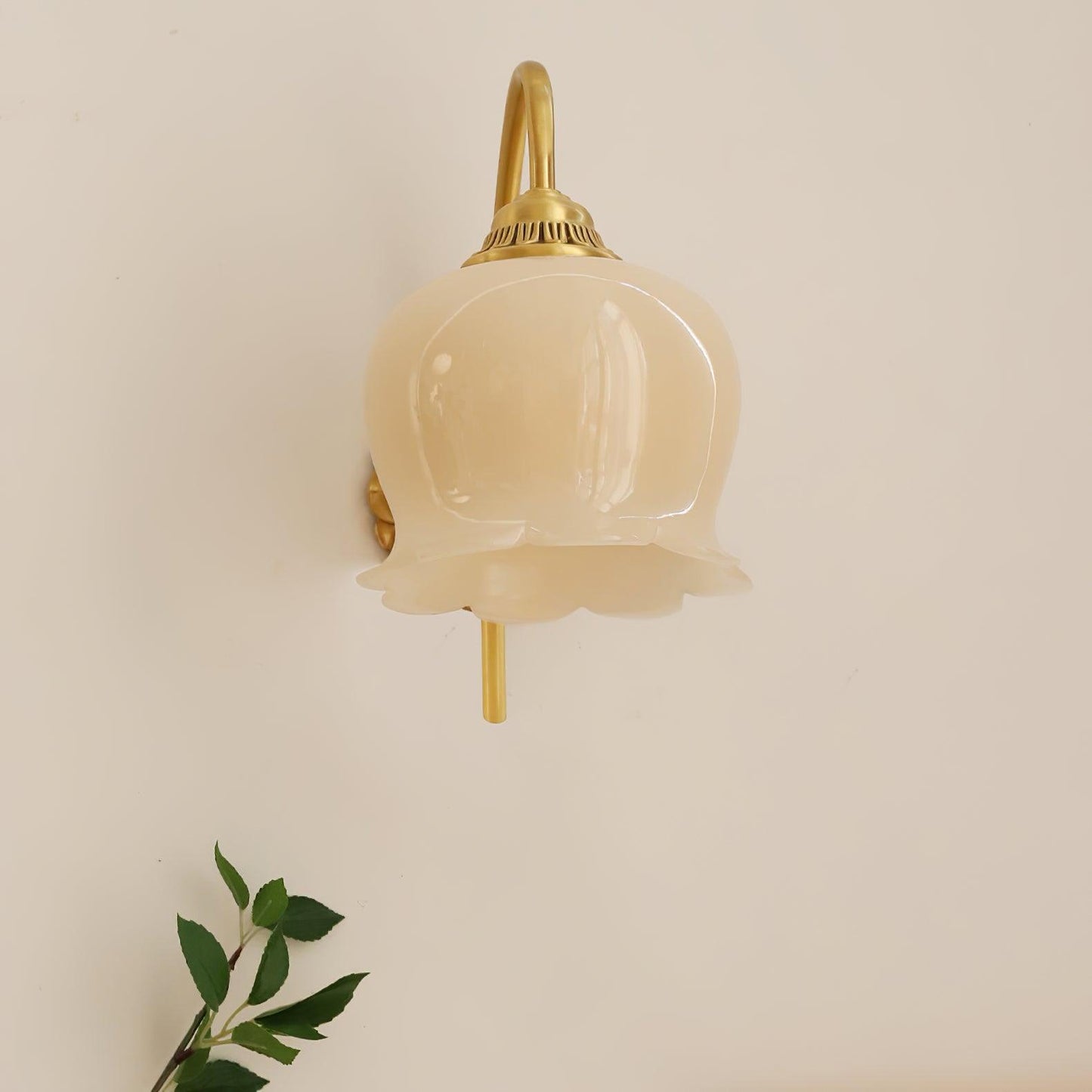Valley Flower Wall Lamp