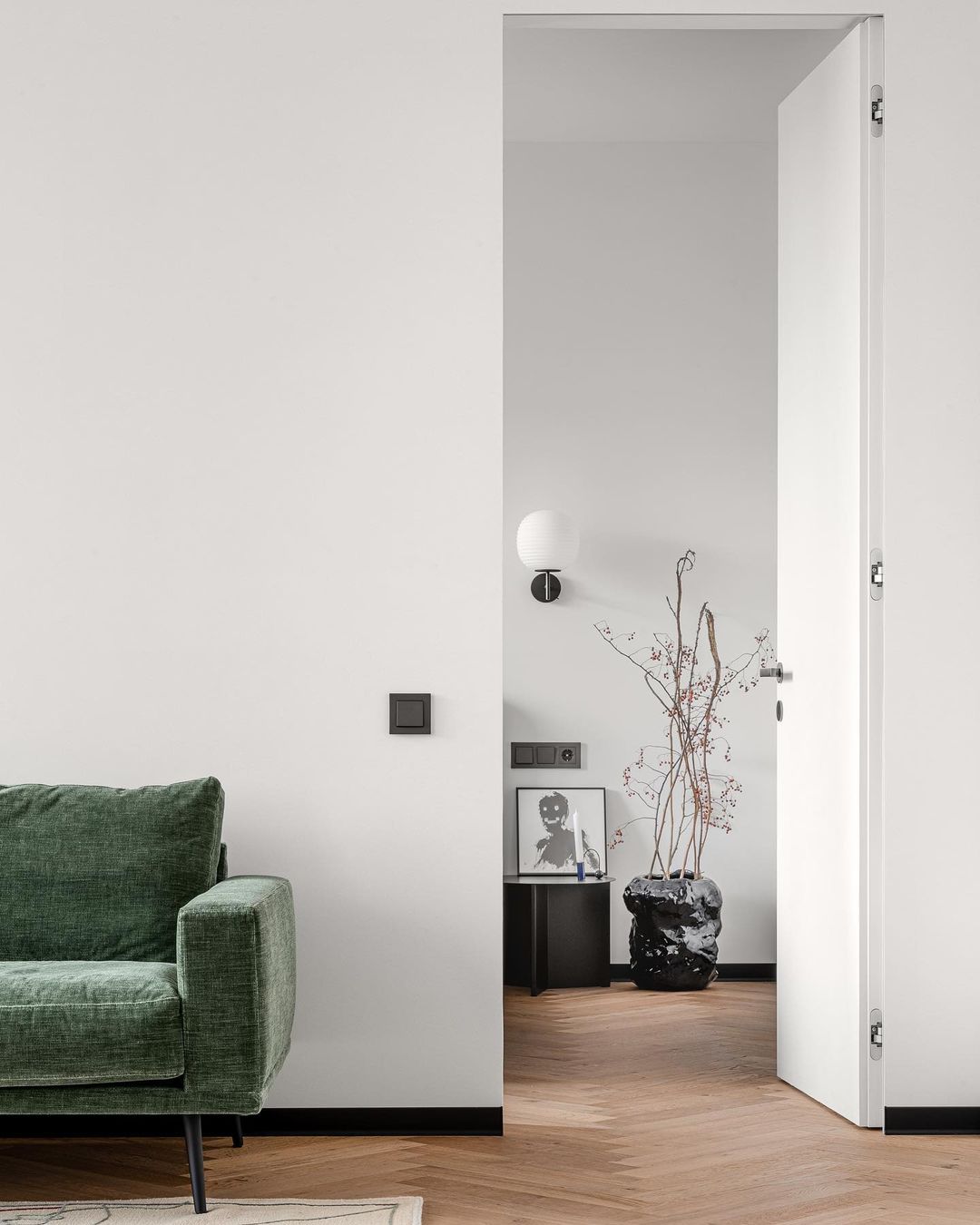 Lantern Wall Lamp