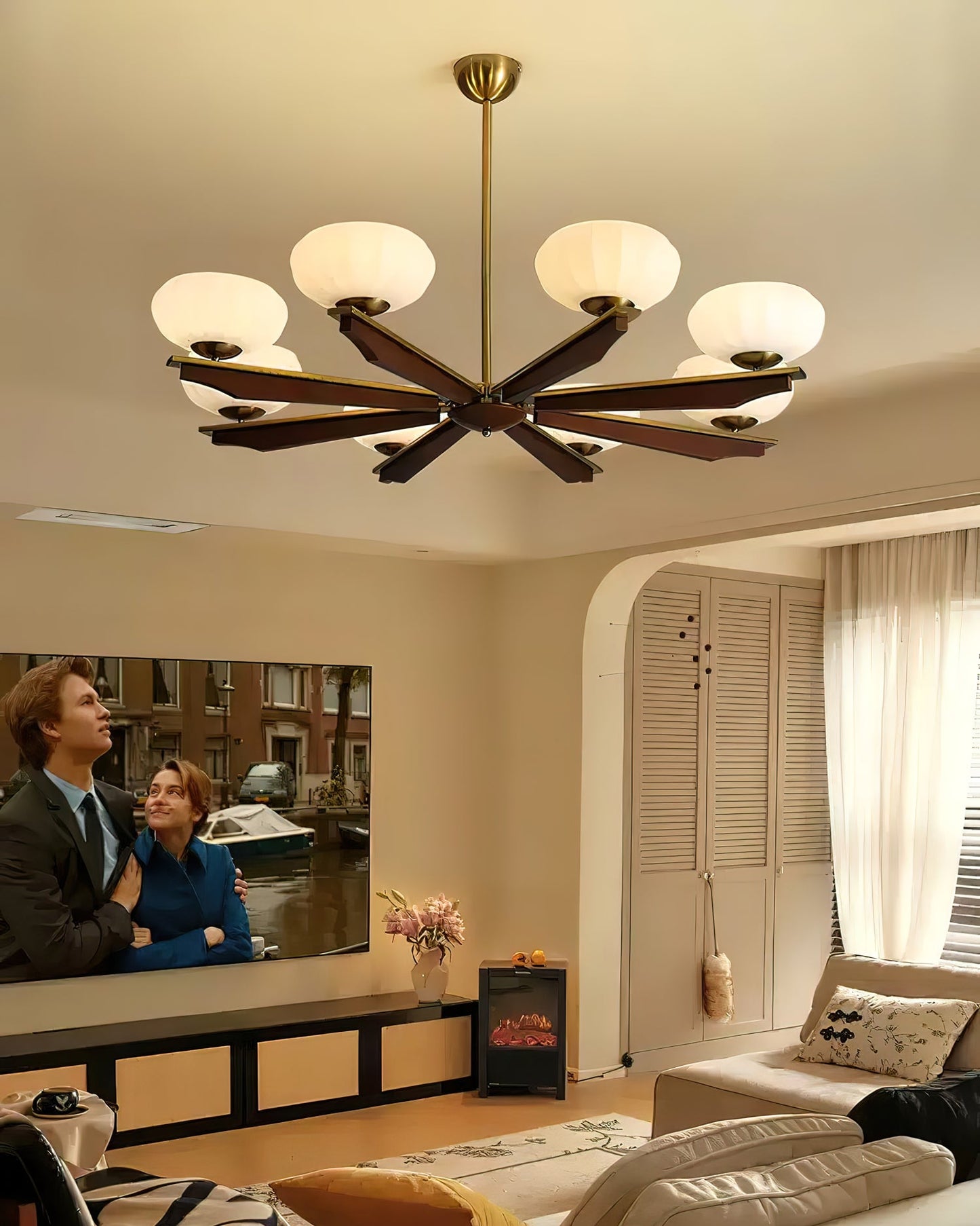 Kurve Chandelier