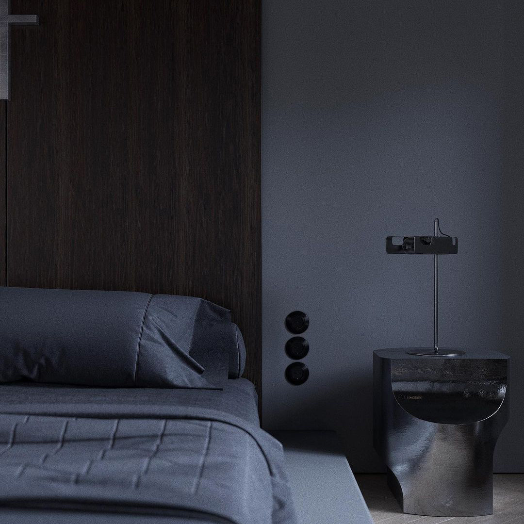 مصباح طاولة العنكبوت 