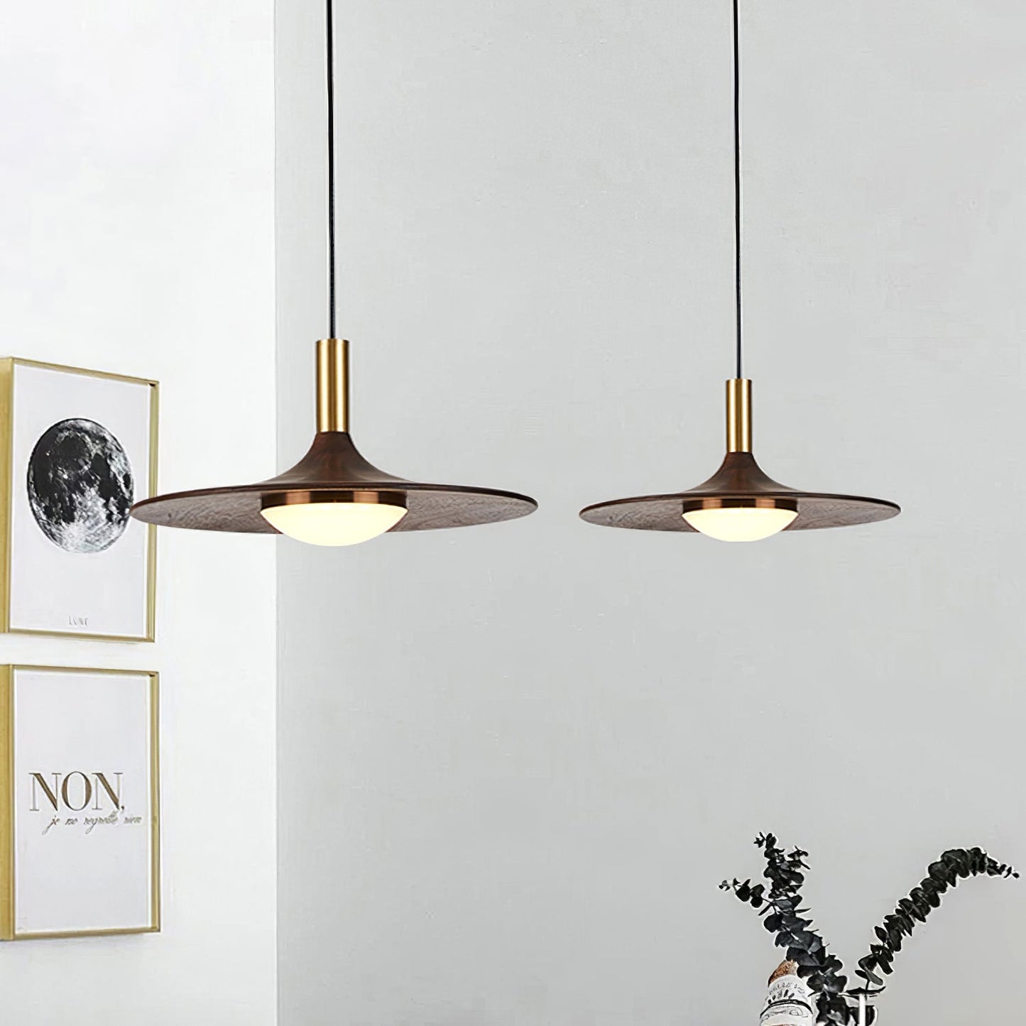 Cheek Pendant Lamp
