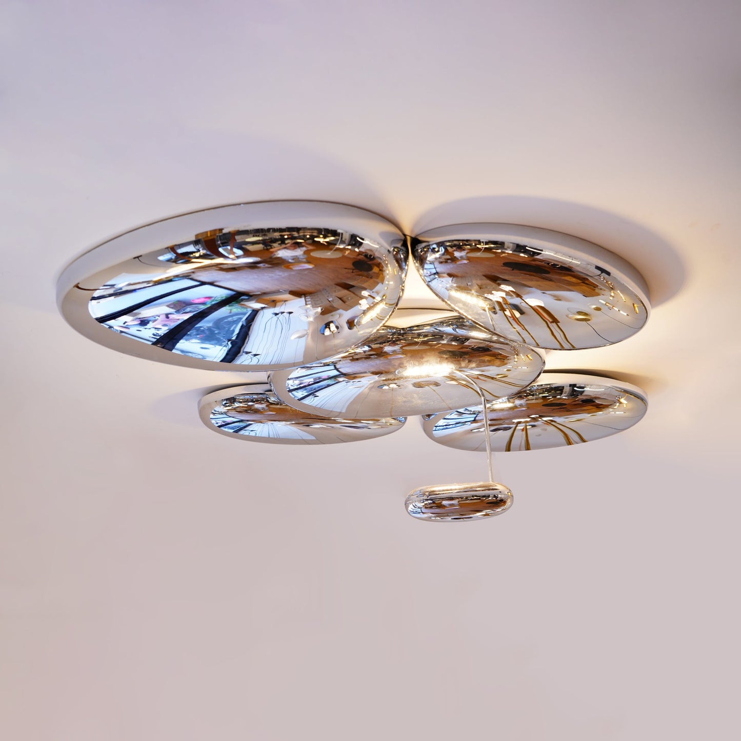 Skydro Ceiling Lamp