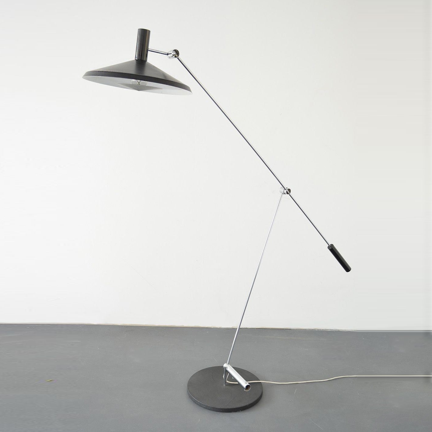 TYPE 600 Floor Lamp