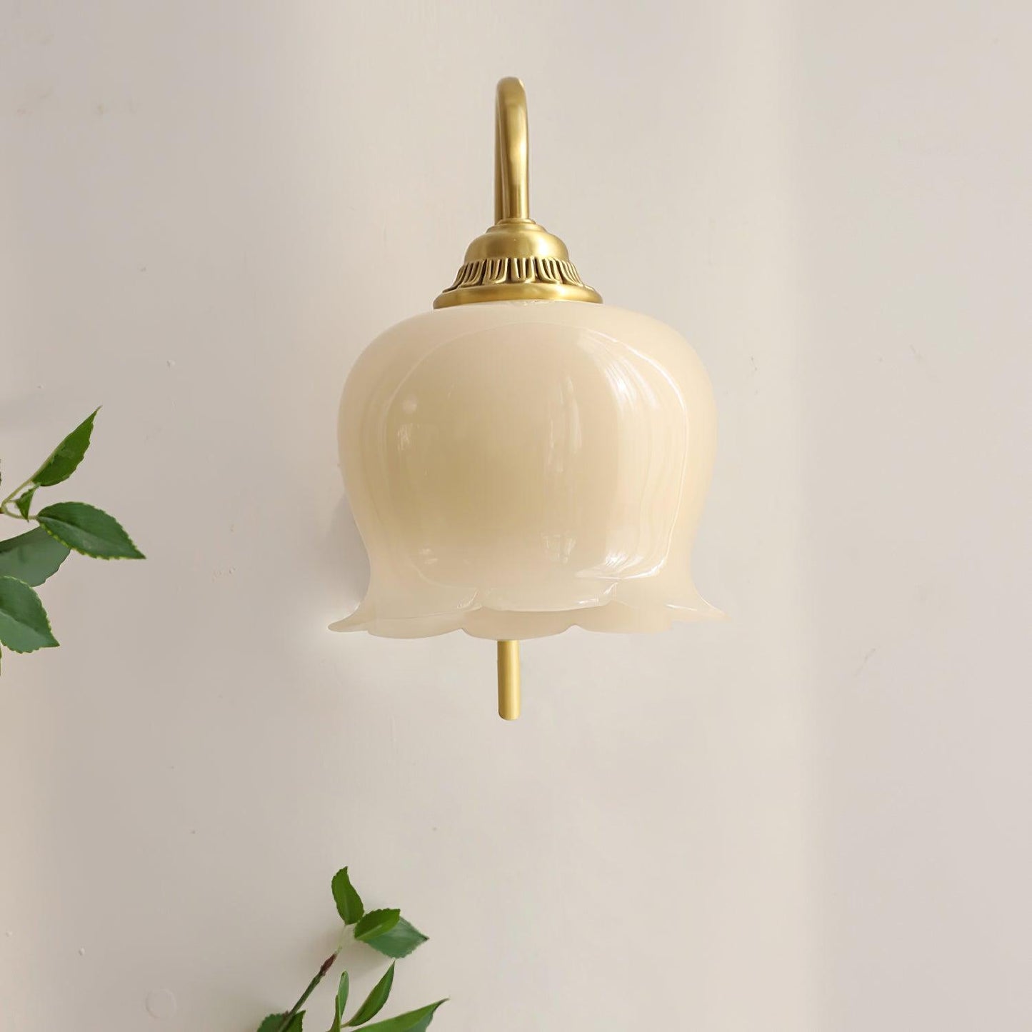 Valley Flower Wall Lamp