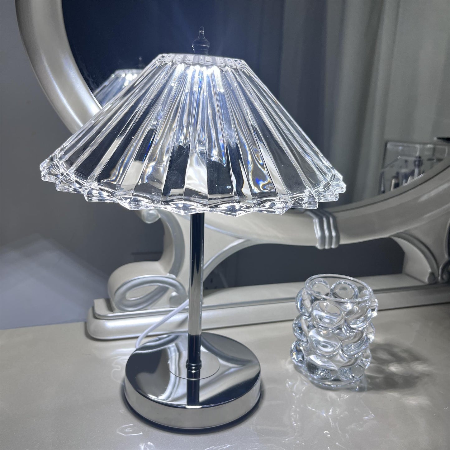 Savoye Table Lamp