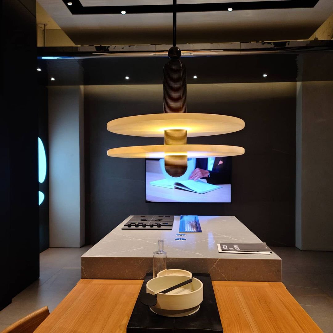 Median Pendant Light