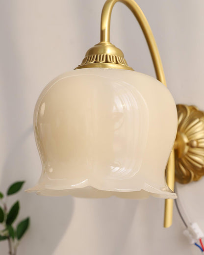 Valley Flower Wall Lamp