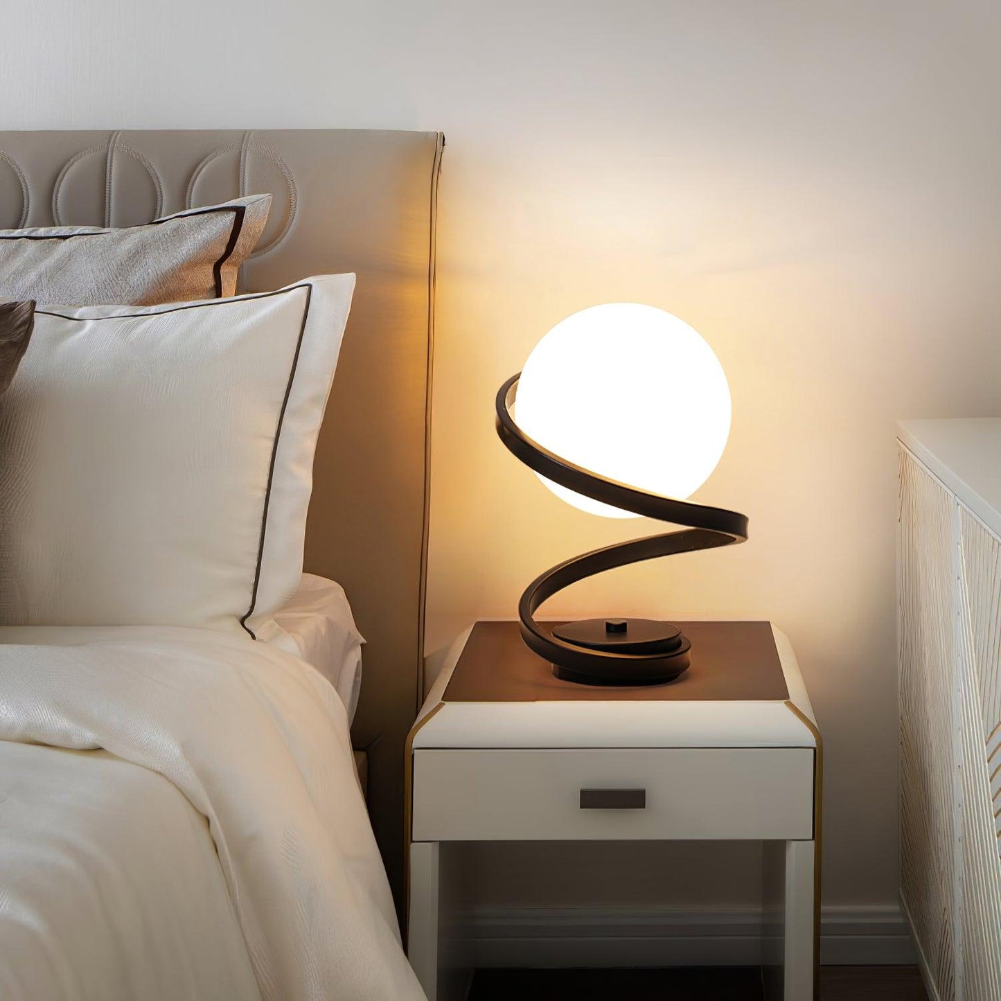 Curve Table Lamp
