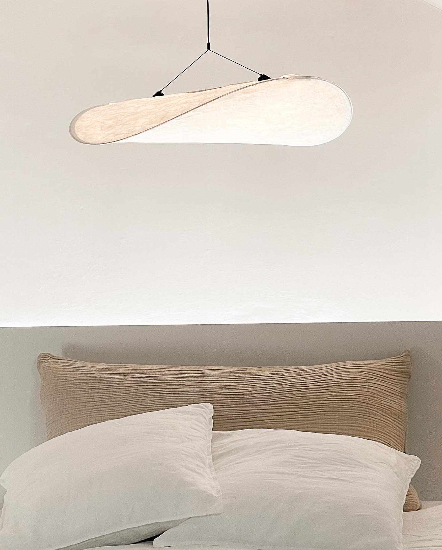 Tense Pendant Lamp