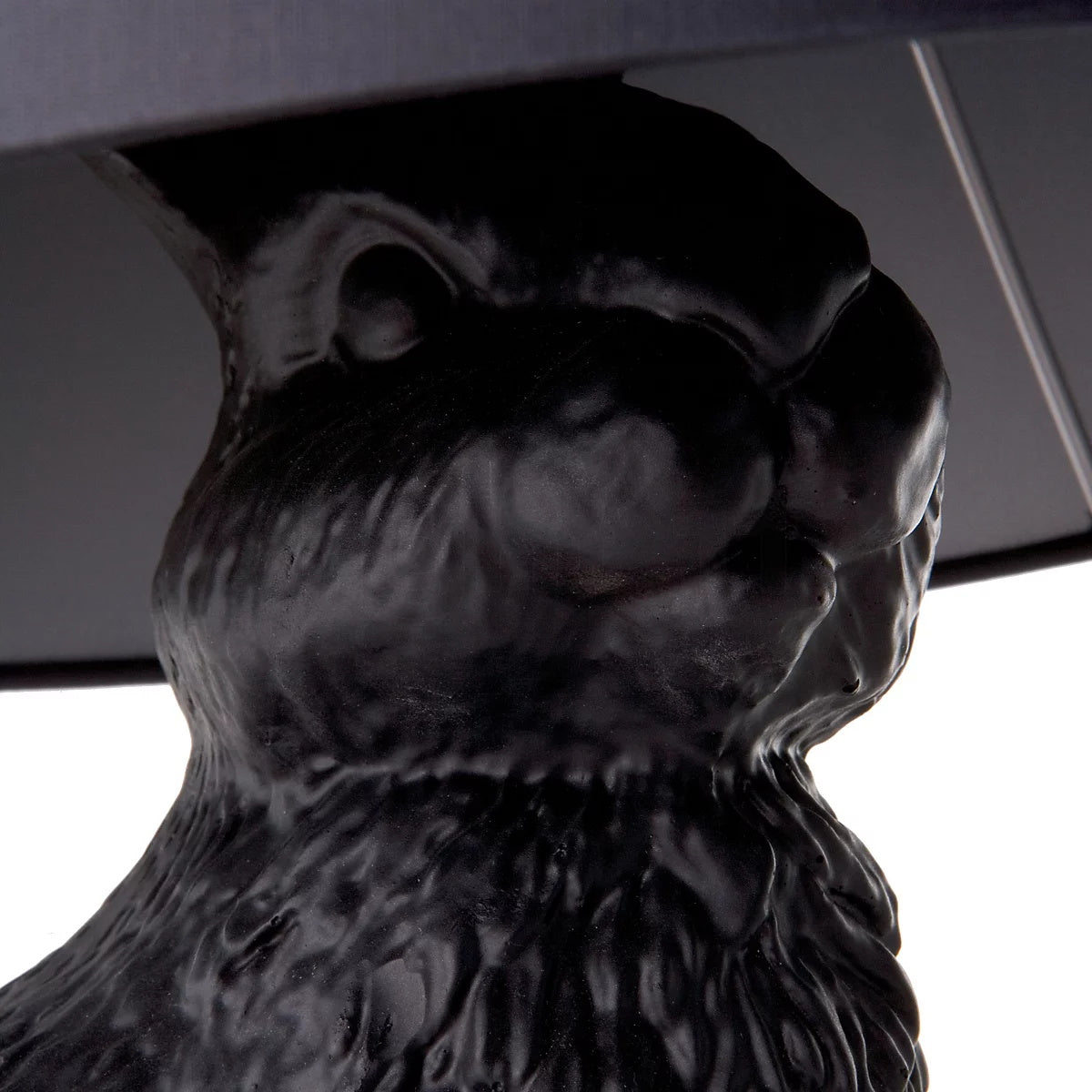 مصباح طاولة على شكل أرنب 