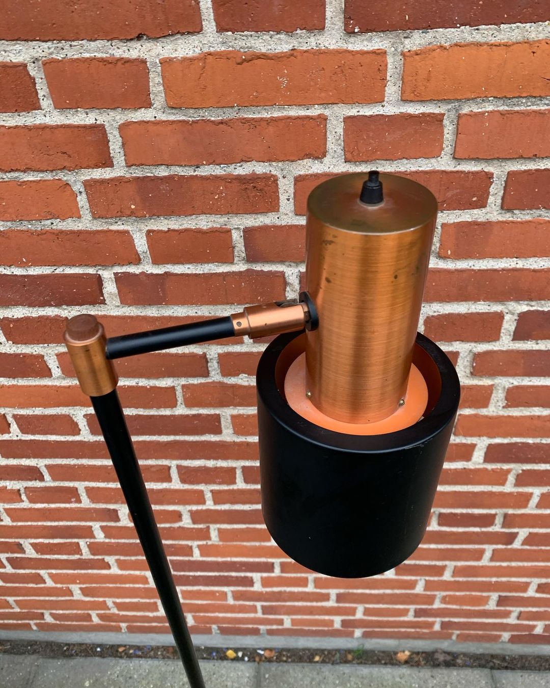 Lento Table Lamp