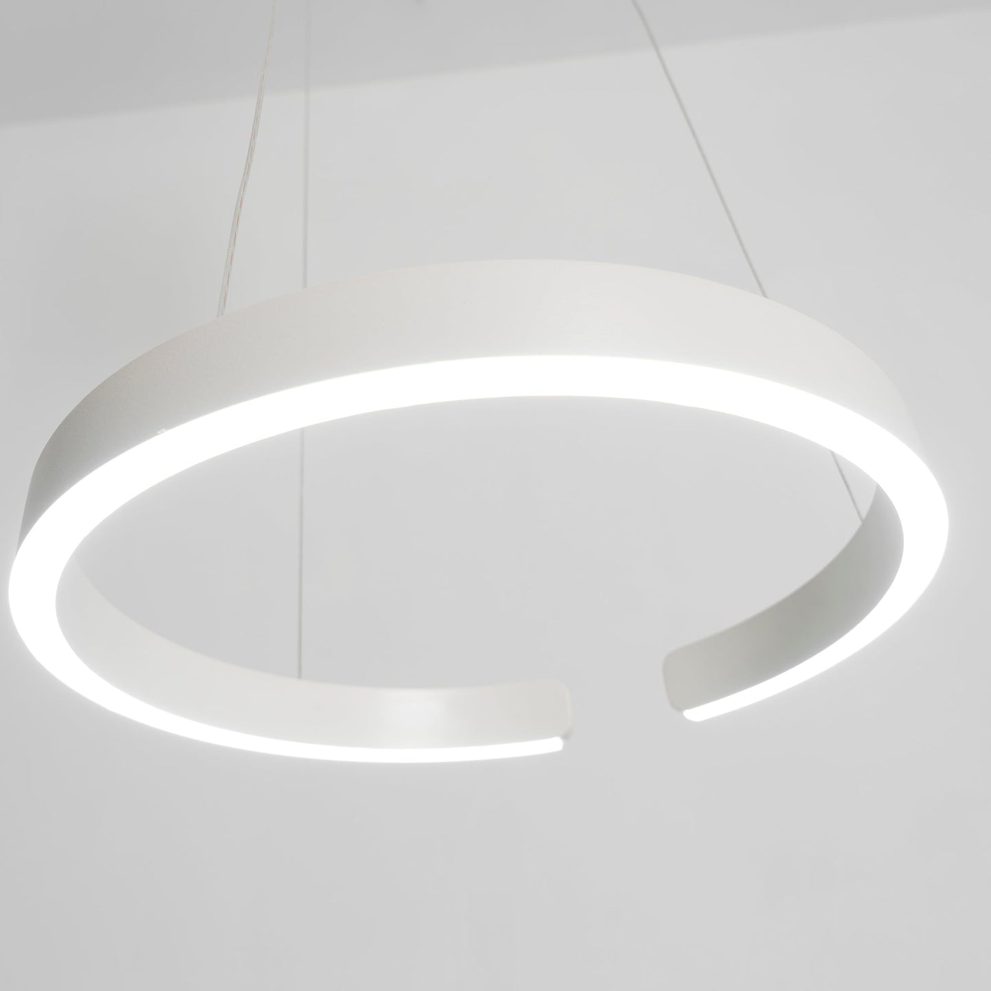 Mito Pendant Light