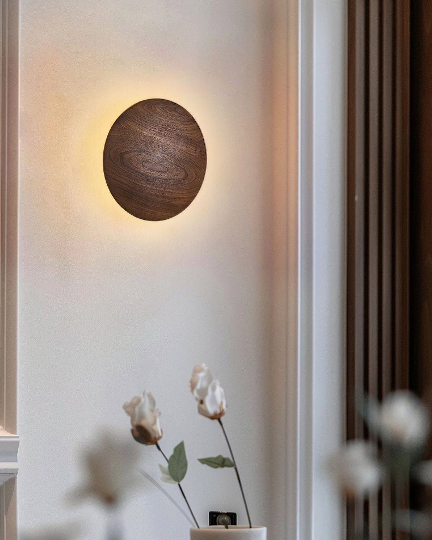 Claudo Wall Lamp