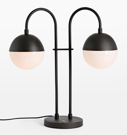 مصباح طاولة من خشب الأرز والطحالب 