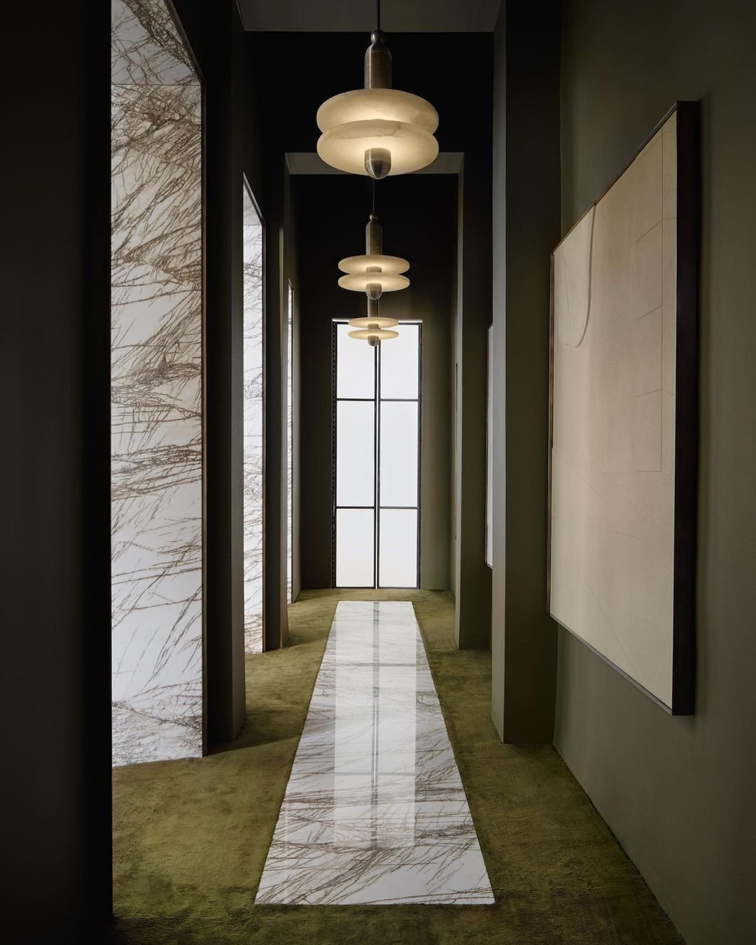 Median Pendant Light