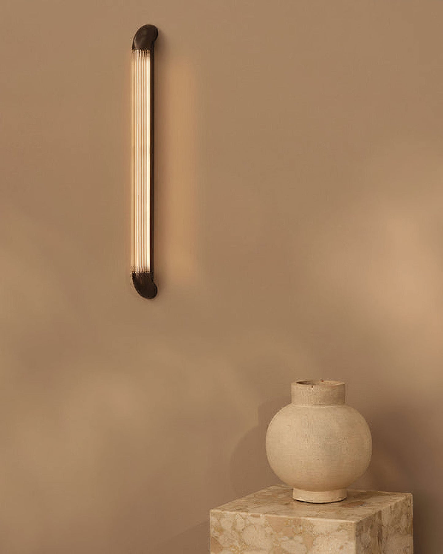 Kymi Wall Light