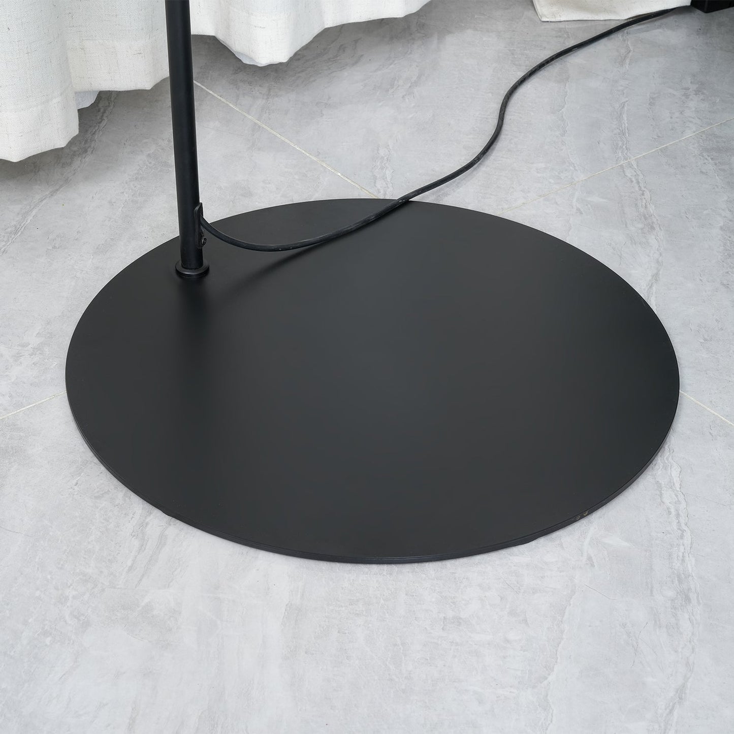 Quan Floor Lamp