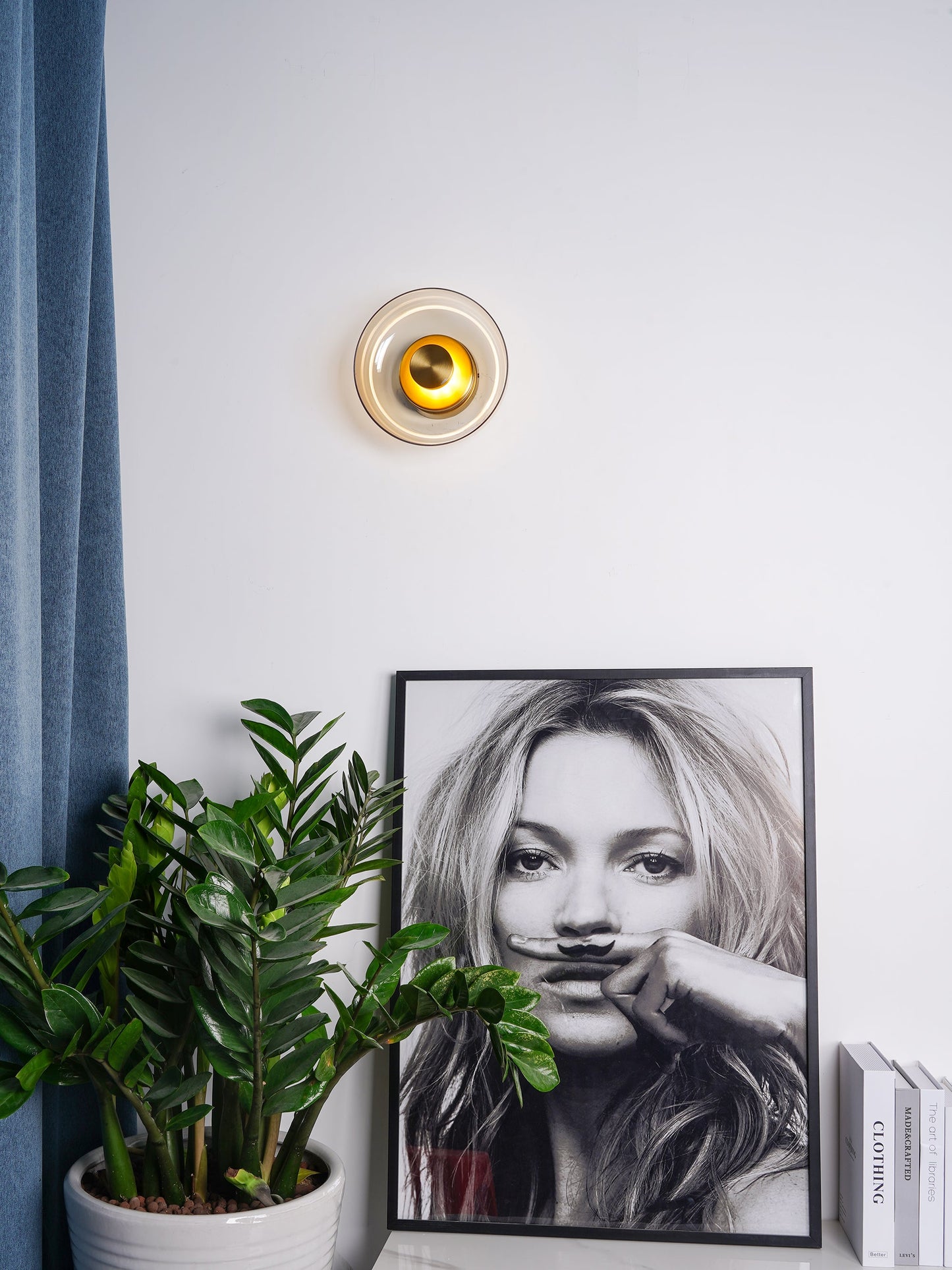 Blossi Wall Light