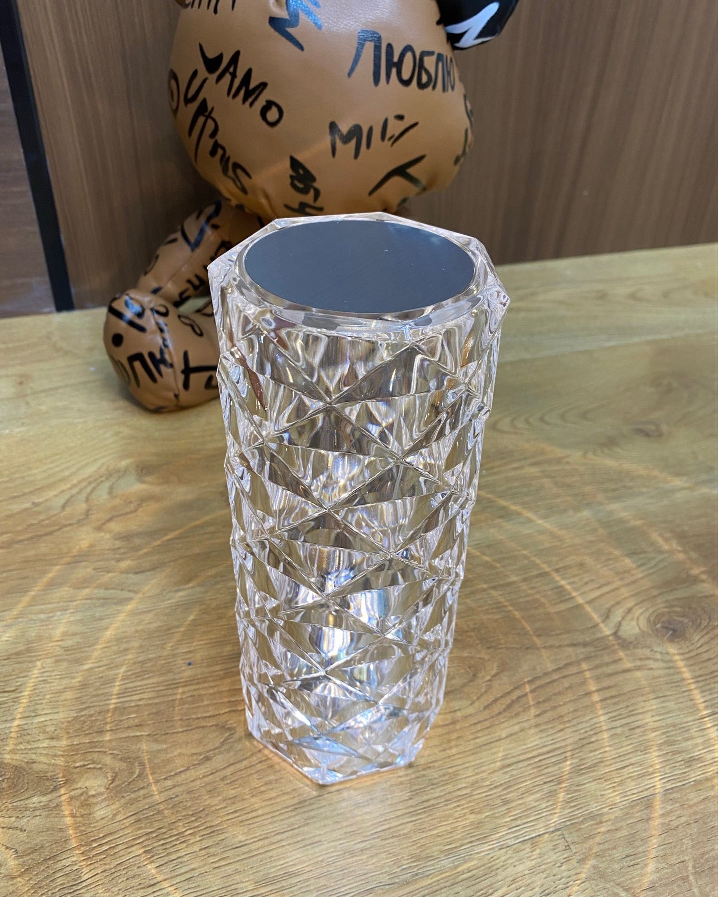Diamond Cut Table Lamp