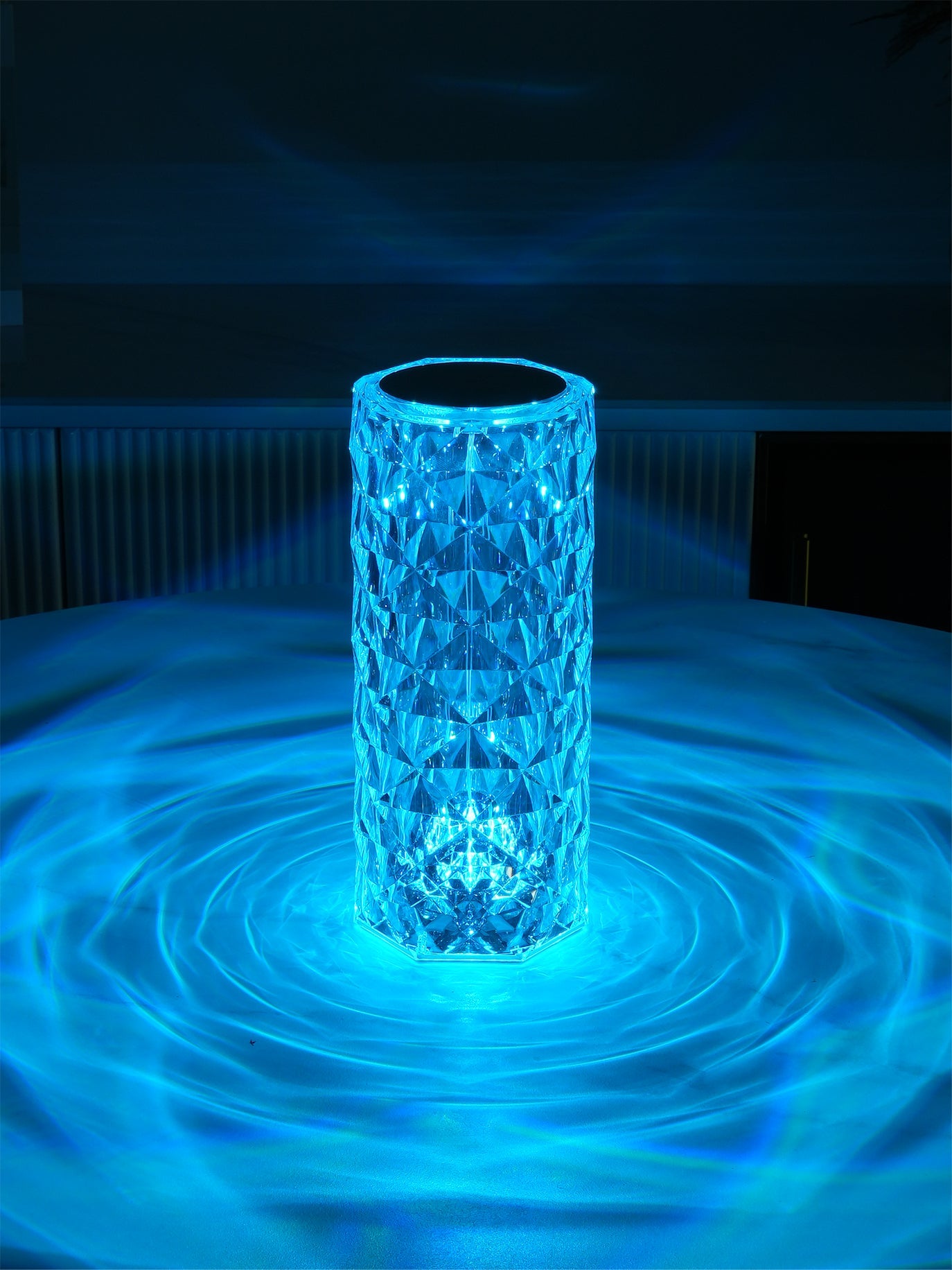 Diamond Cut Table Lamp