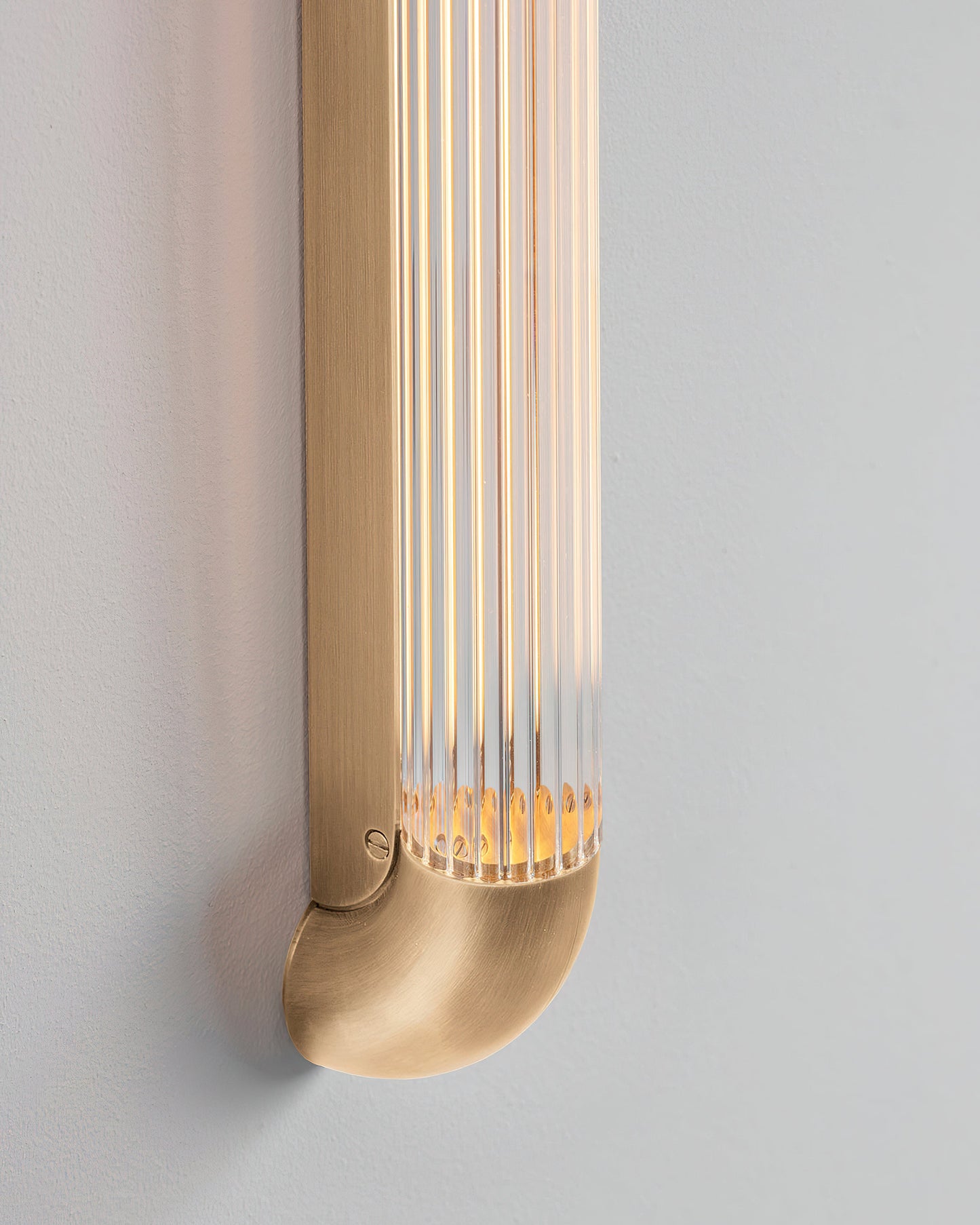 Kymi Wall Light