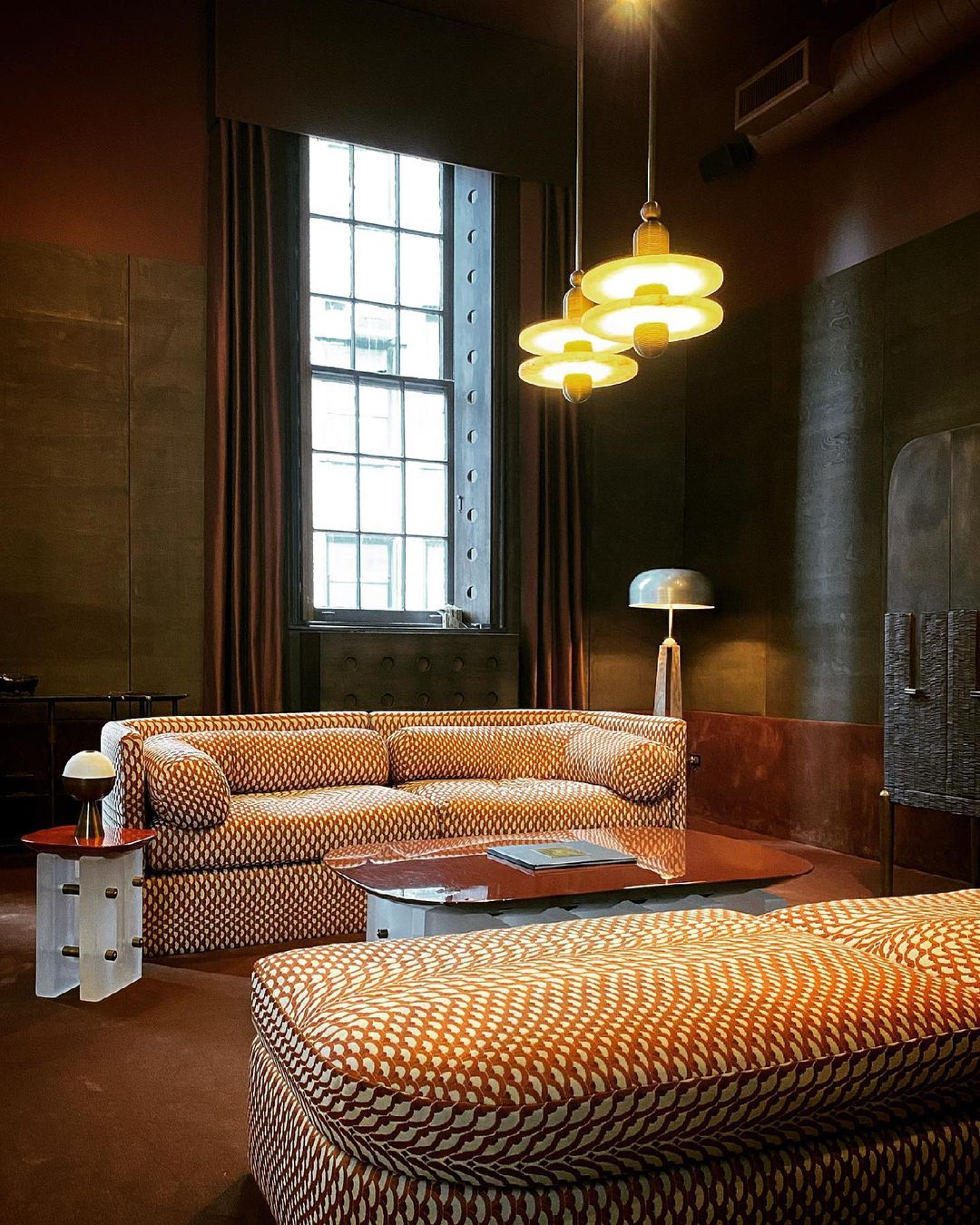 Median Pendant Light