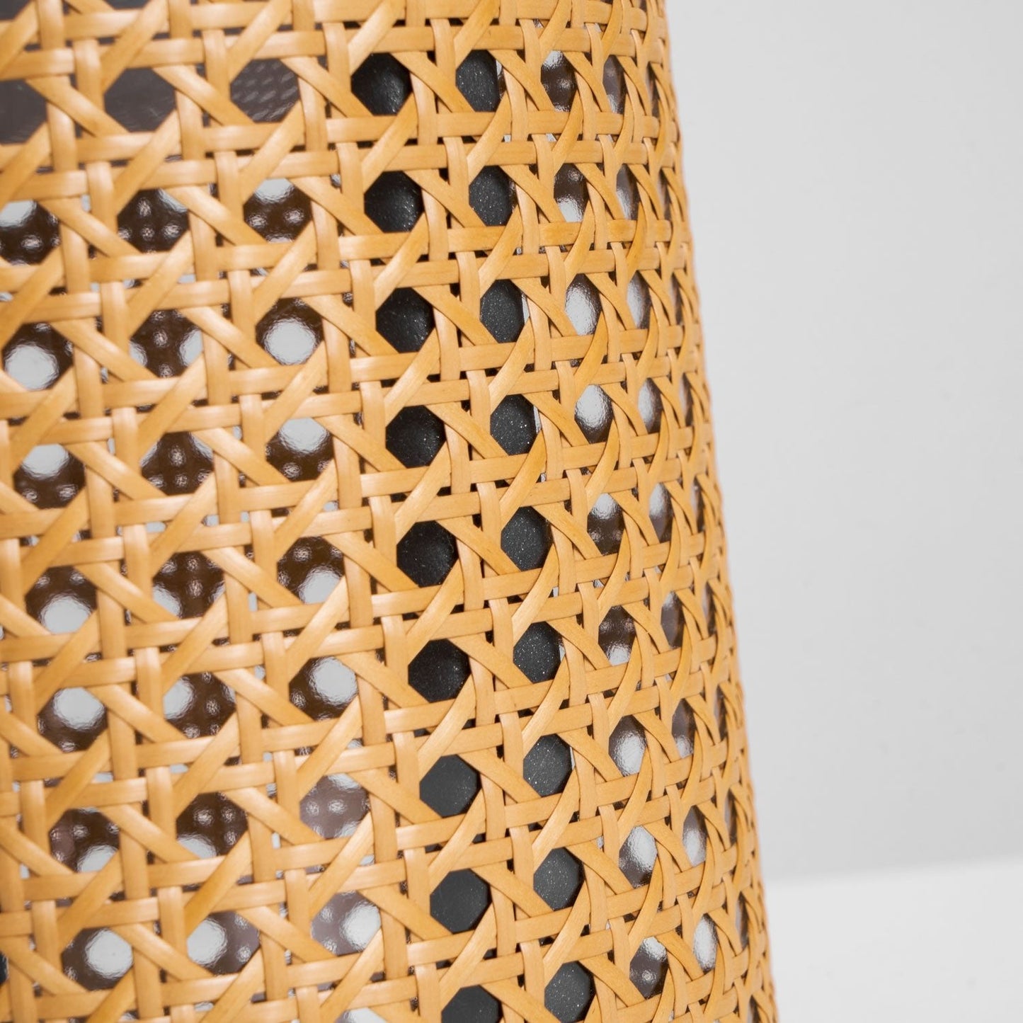 Arlette Solar Outdoor Lantern Lamp