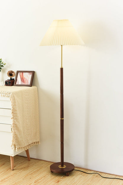 Axya Vintage Pleated Floor Lamp