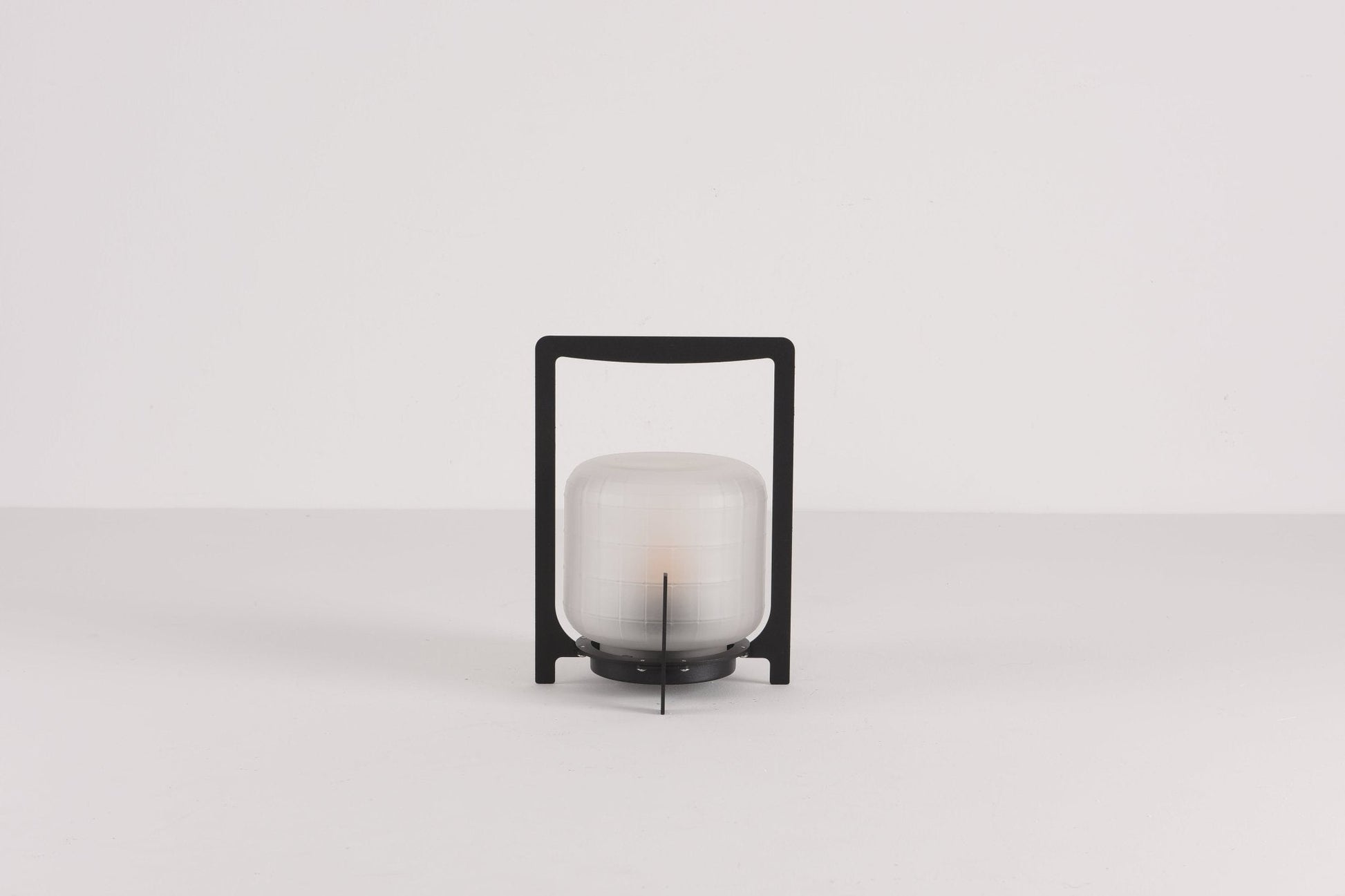 Black Twilight Lantern Table Lamp
