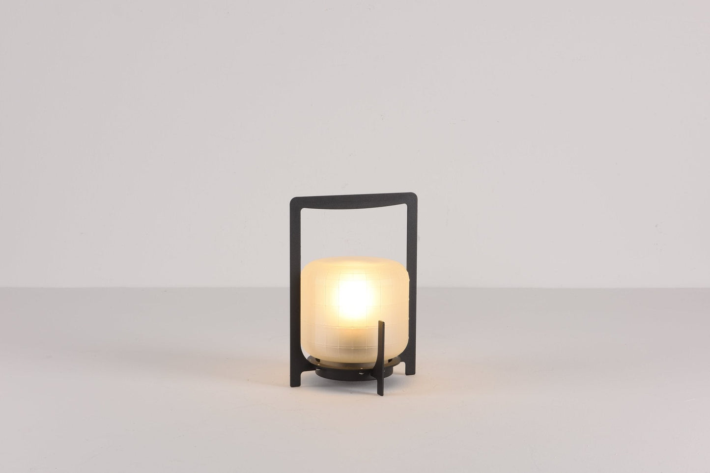 Black Twilight Lantern Table Lamp