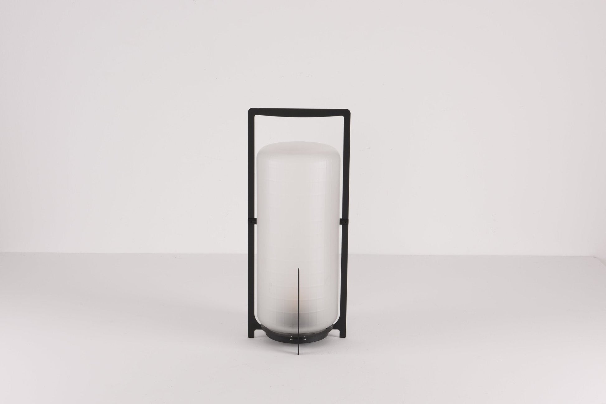 Black Twilight Lantern Table Lamp