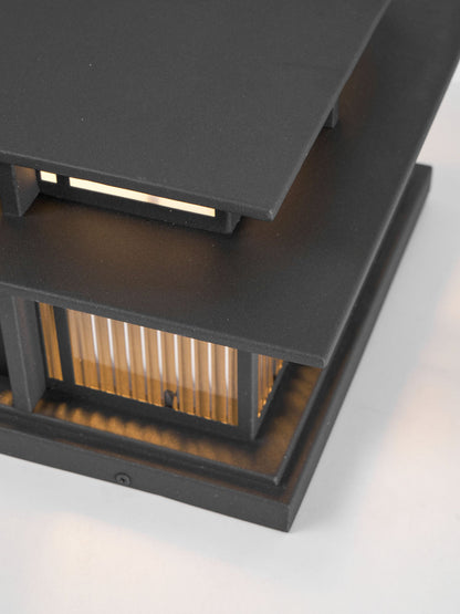 Boilyn Pillar Outdoor Light
