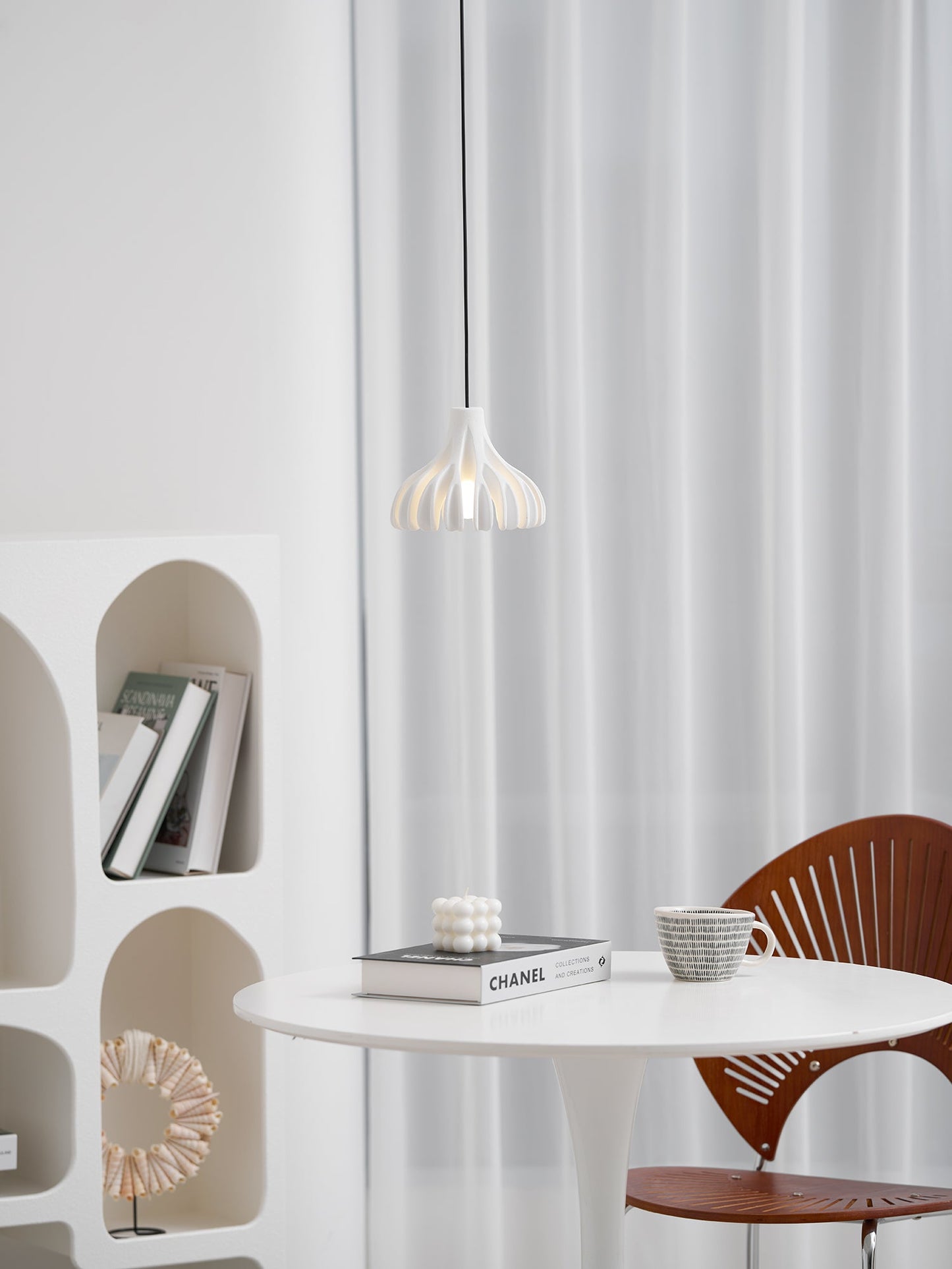 Coral Resin Pendant Lamp