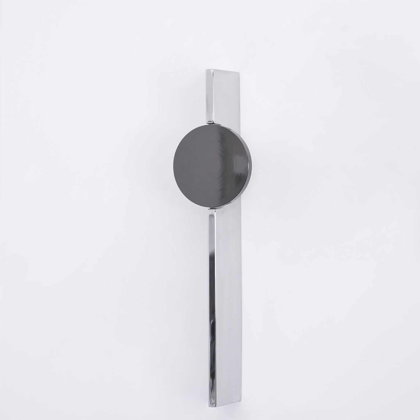 Kinetic Shadow Wall Lamp