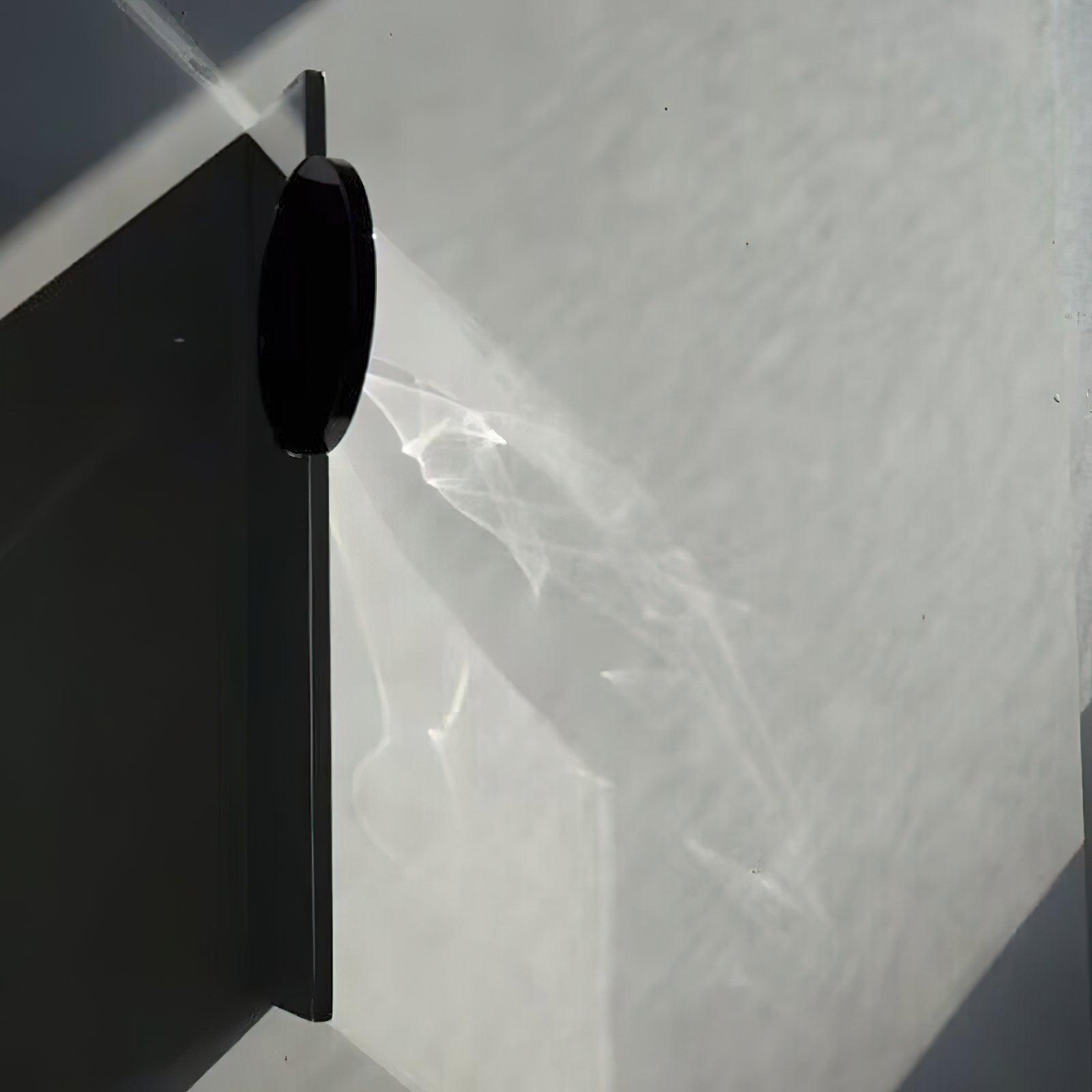 Kinetic Shadow Wall Lamp