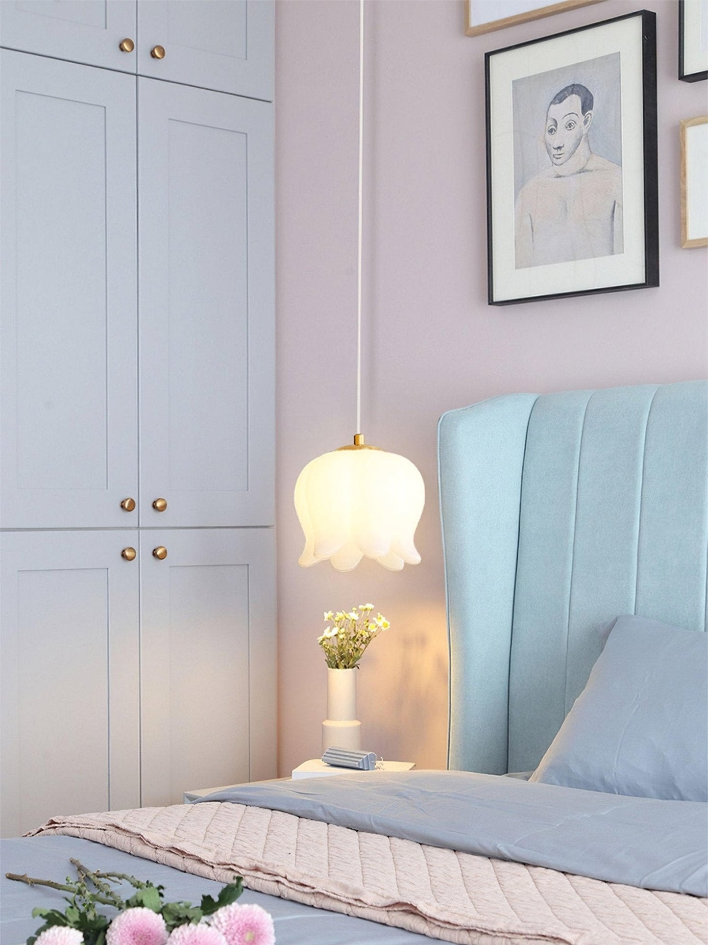 Elegant Floral Pendant Light