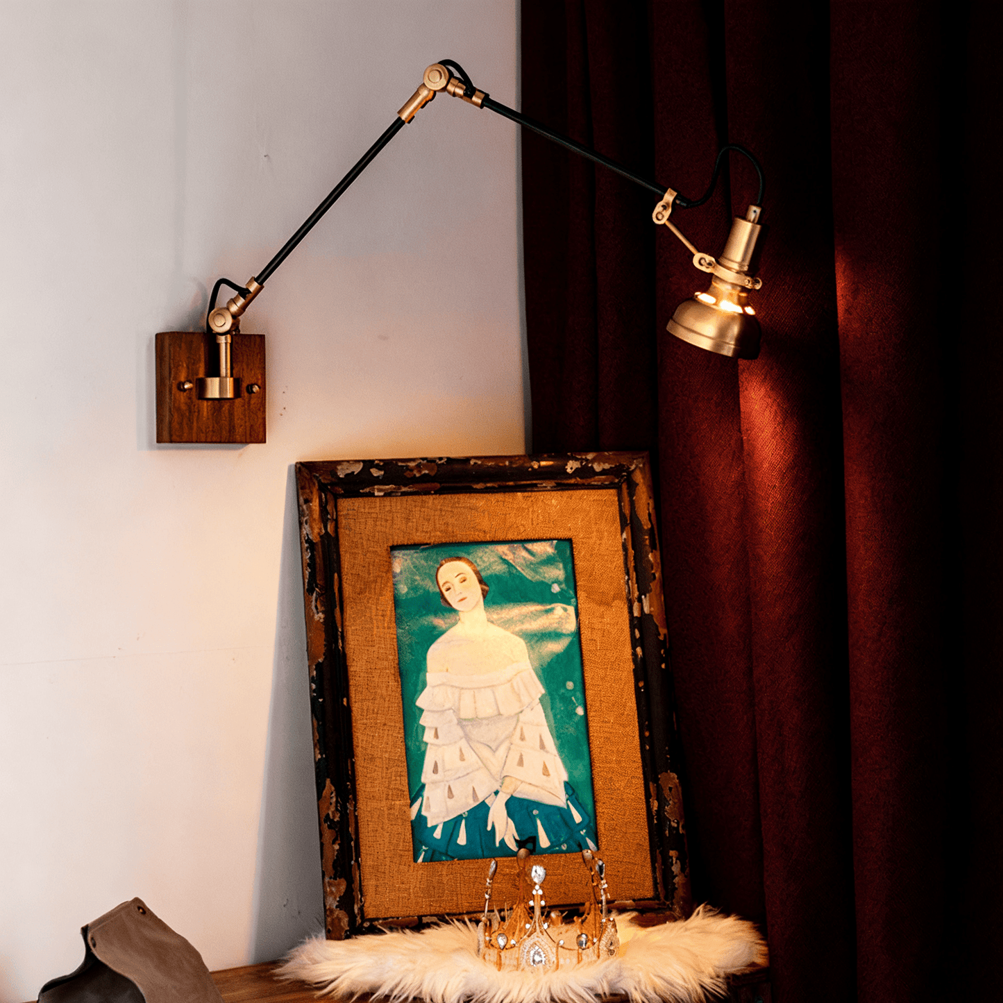 Elowen Wood Wall Lamp