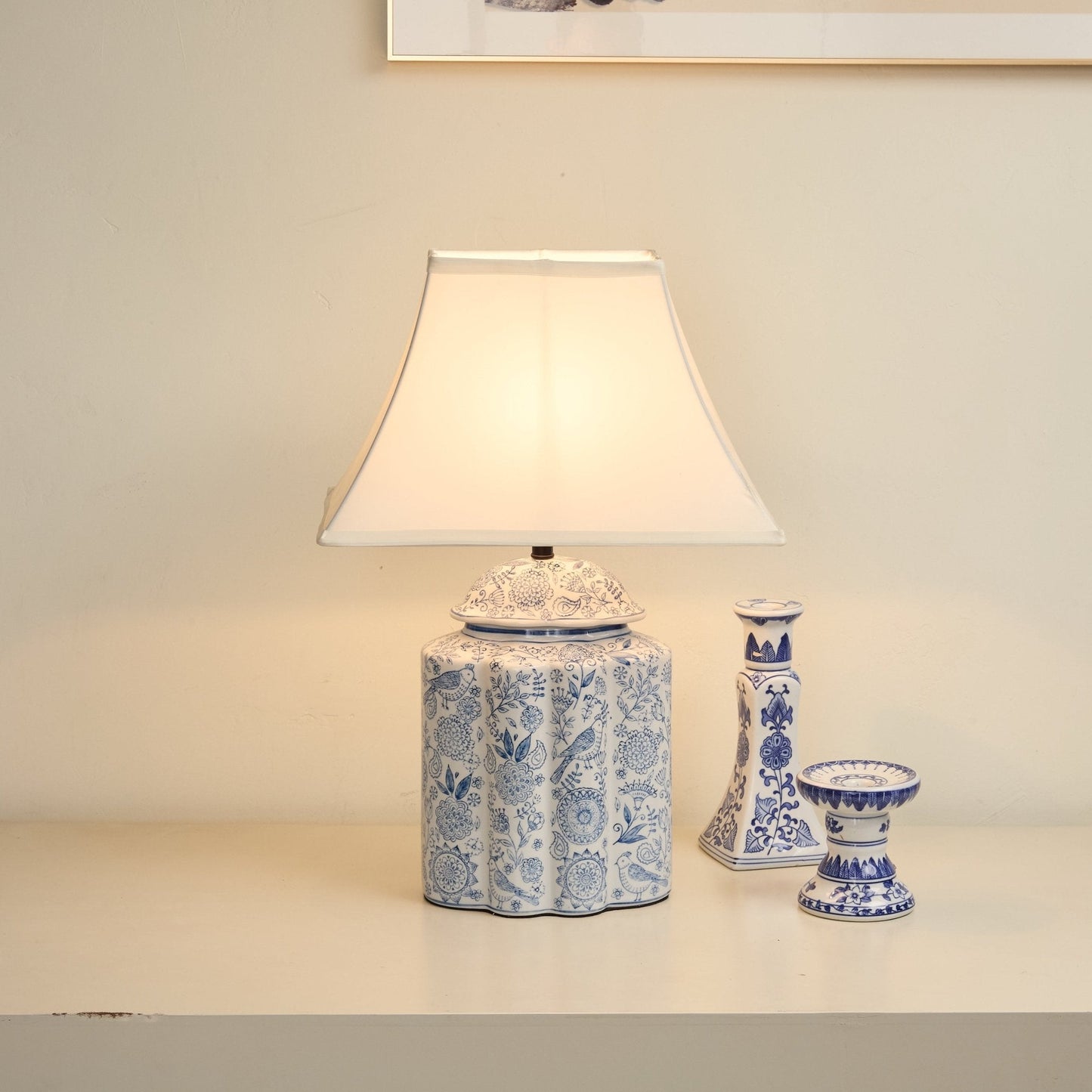 Floral Bird Jar Table Lamp