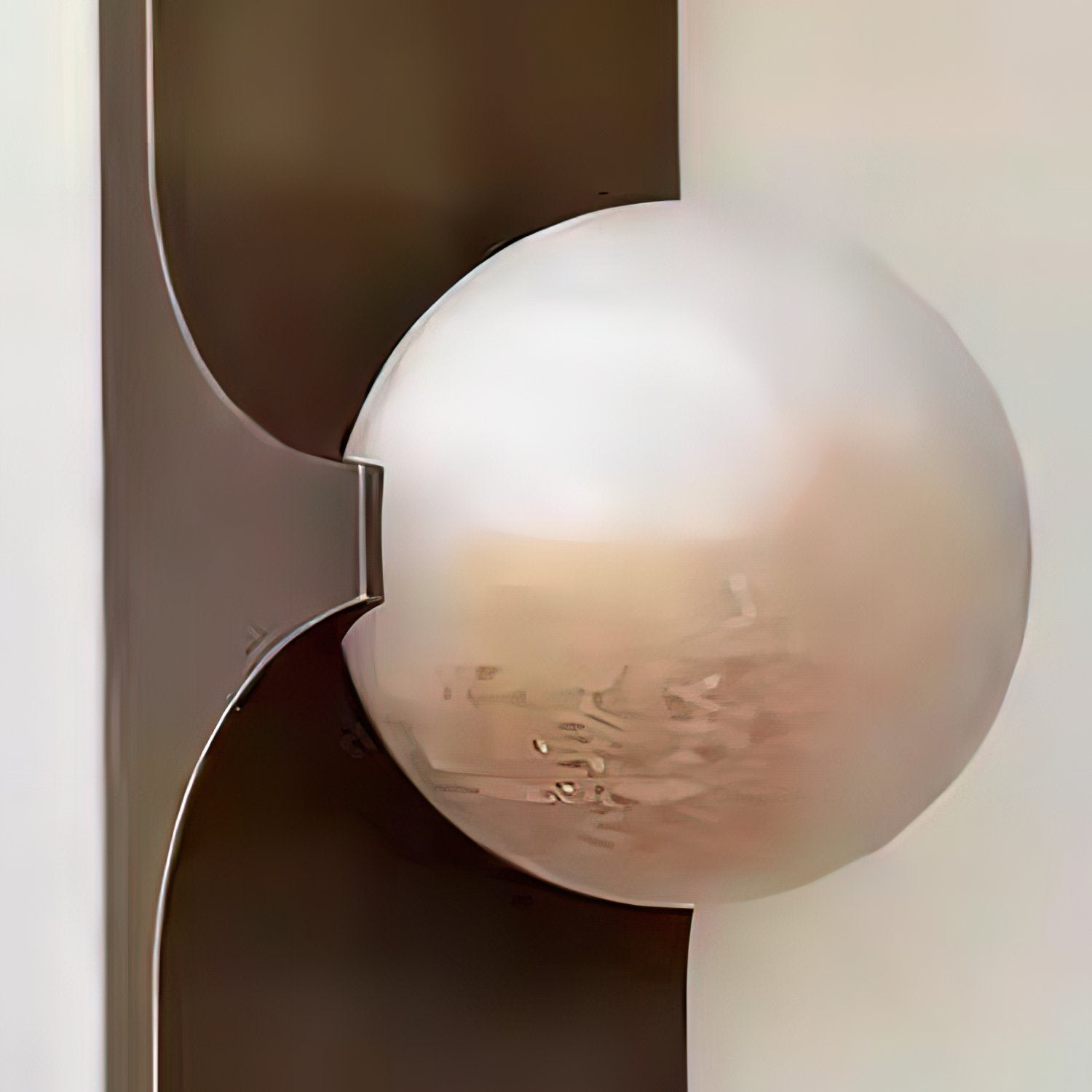 Geo Lumen Bar Alabaster Wall Sconce